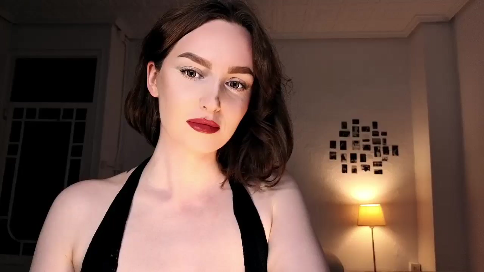 Gallery image thumbnail from Red_Lips_Girl's myfreecams stream on, 04/05/2026, 24:07 image 1 of 20