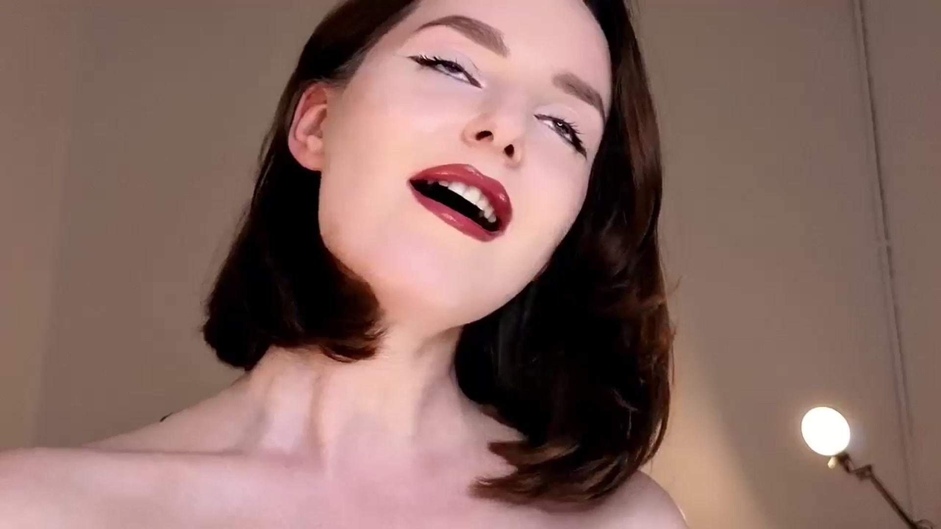 Gallery image thumbnail from Red_Lips_Girl's myfreecams stream on, 04/22/2026, 03:15 image 12 of 20
