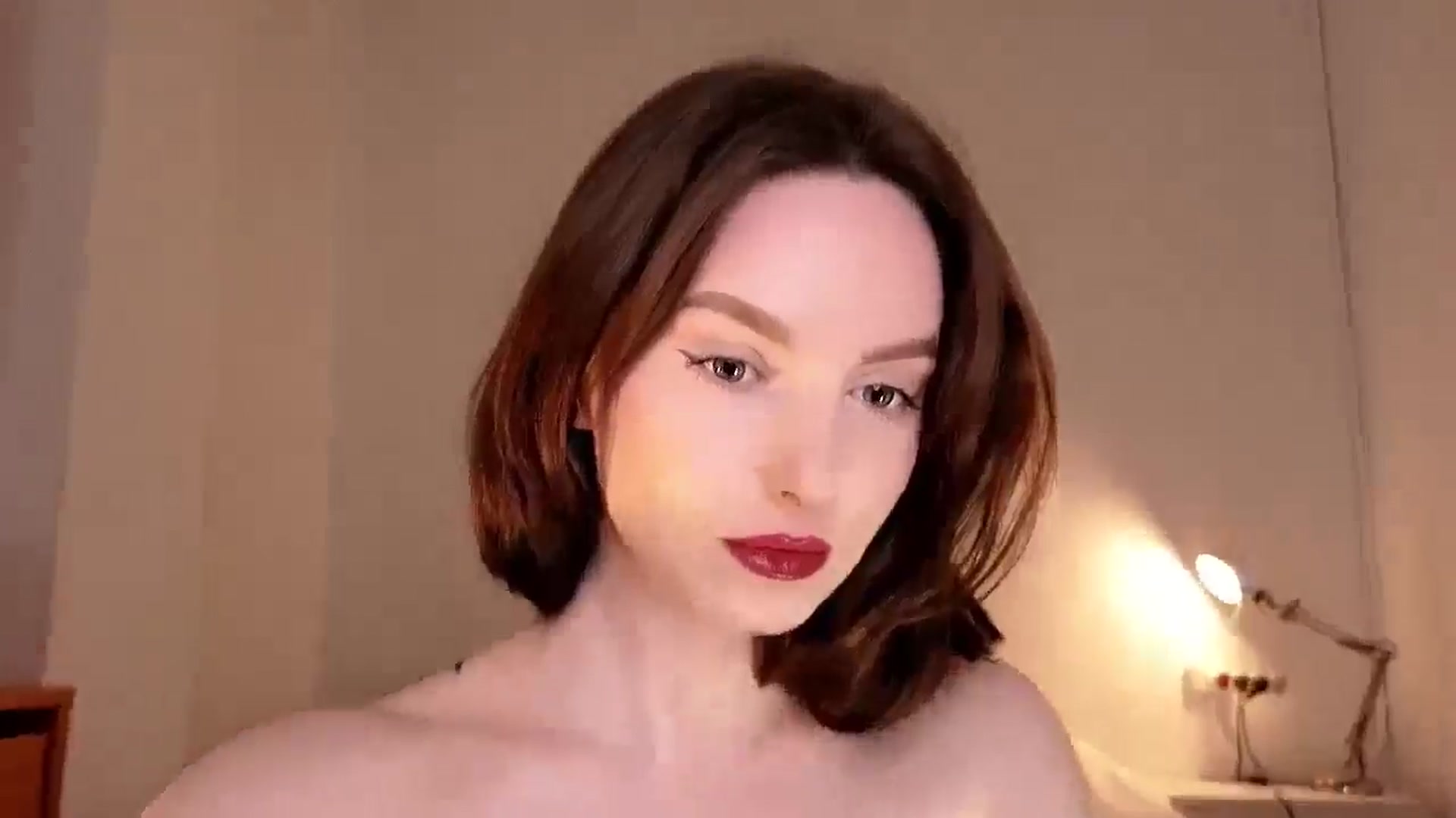 Gallery image thumbnail from Red_Lips_Girl's myfreecams stream on, 05/01/2026, 01:32 image 20 of 20