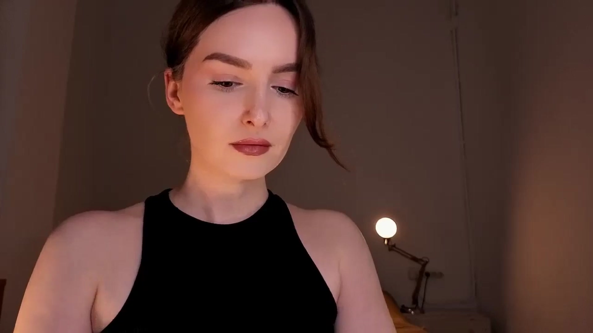Gallery image thumbnail from Red_Lips_Girl's myfreecams stream on, 05/11/2026, 24:24 image 2 of 20
