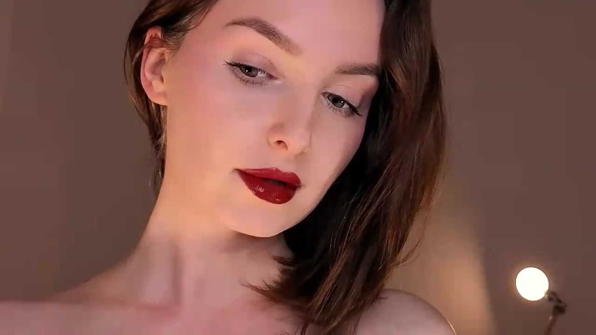 Gallery image thumbnail from Red_Lips_Girl's myfreecams stream on, 05/19/2026, 22:36 image 13 of 20