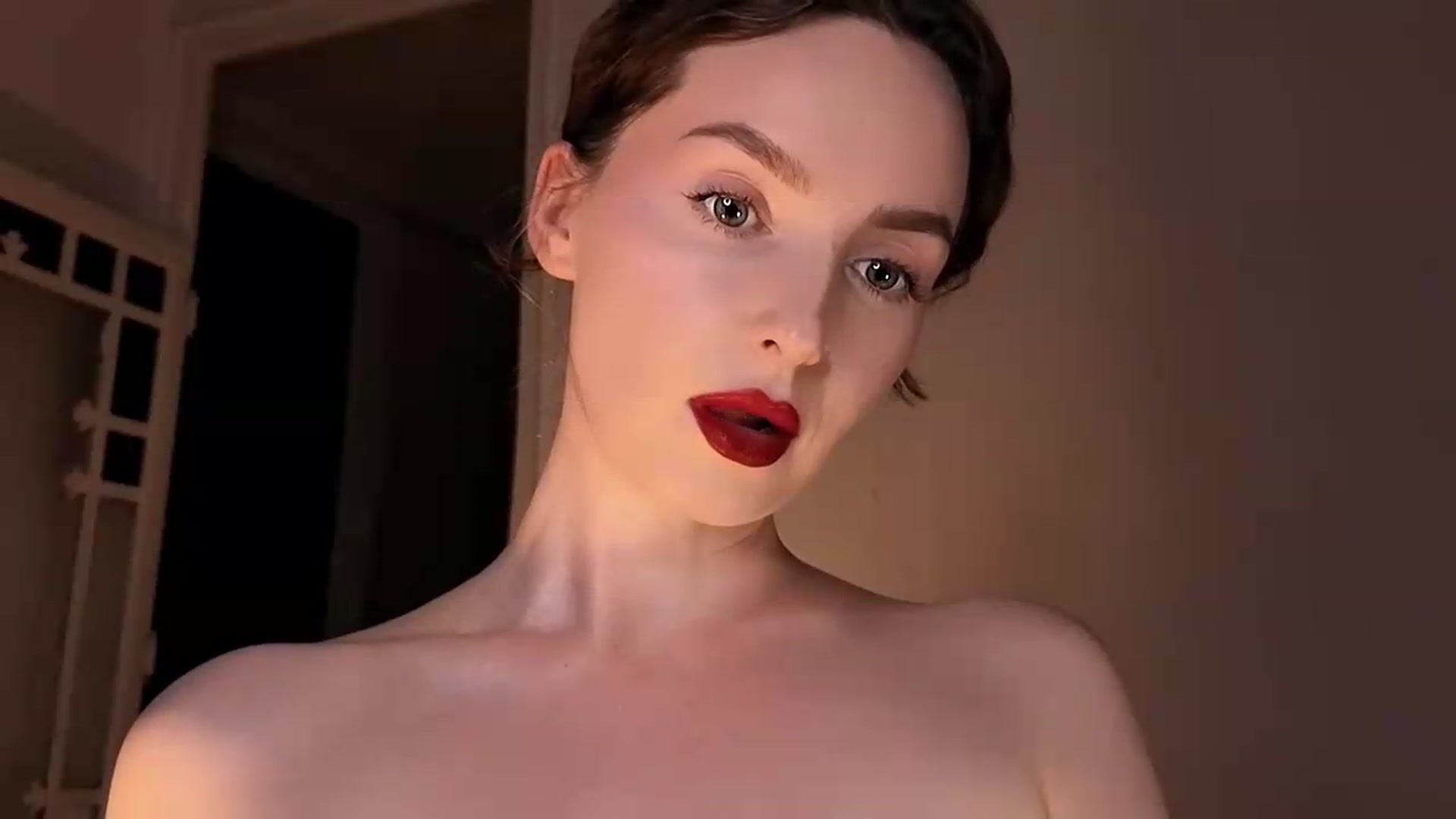 Gallery image thumbnail from Red_Lips_Girl's myfreecams stream on, 06/15/2026, 23:04 image 16 of 20