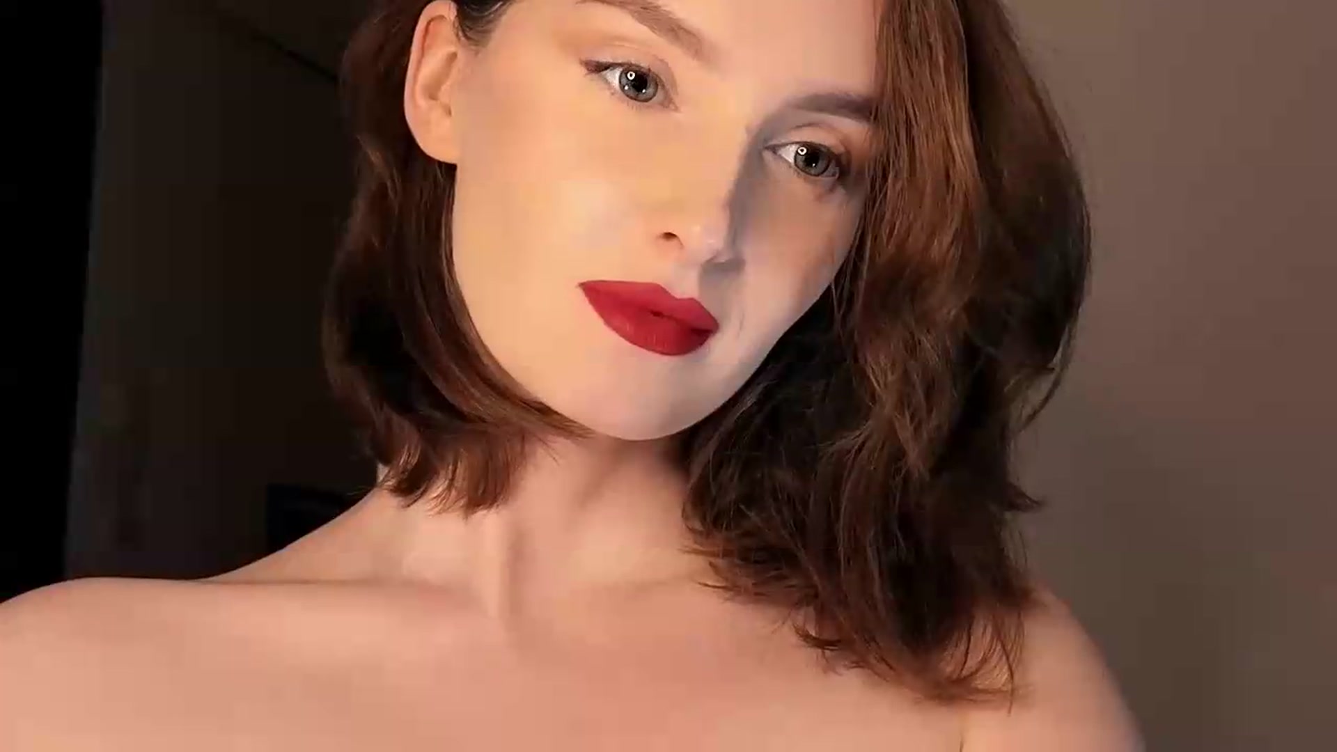 Gallery image thumbnail from Red_Lips_Girl's myfreecams stream on, 06/23/2026, 22:25 image 19 of 20