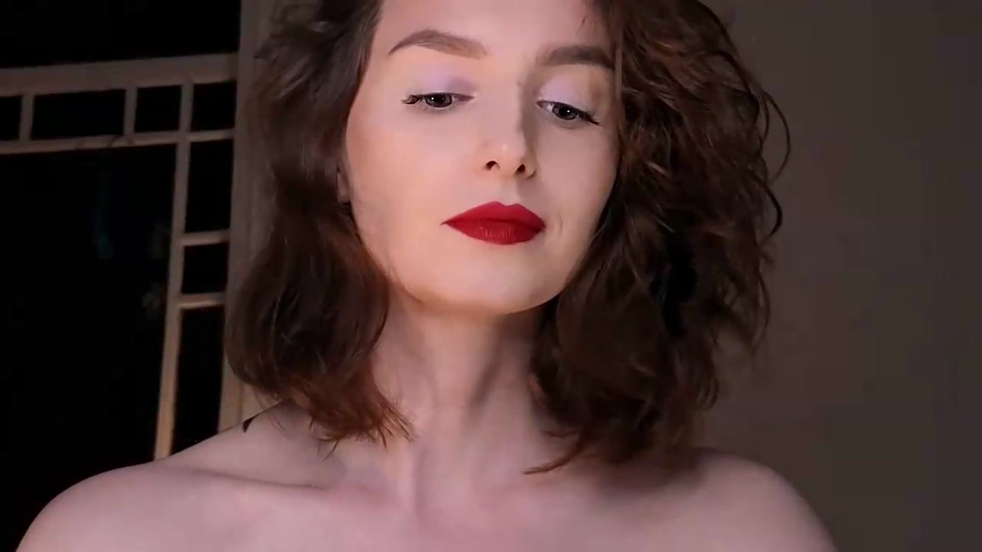 Gallery image thumbnail from Red_Lips_Girl's myfreecams stream on, 06/28/2026, 01:44 image 14 of 20