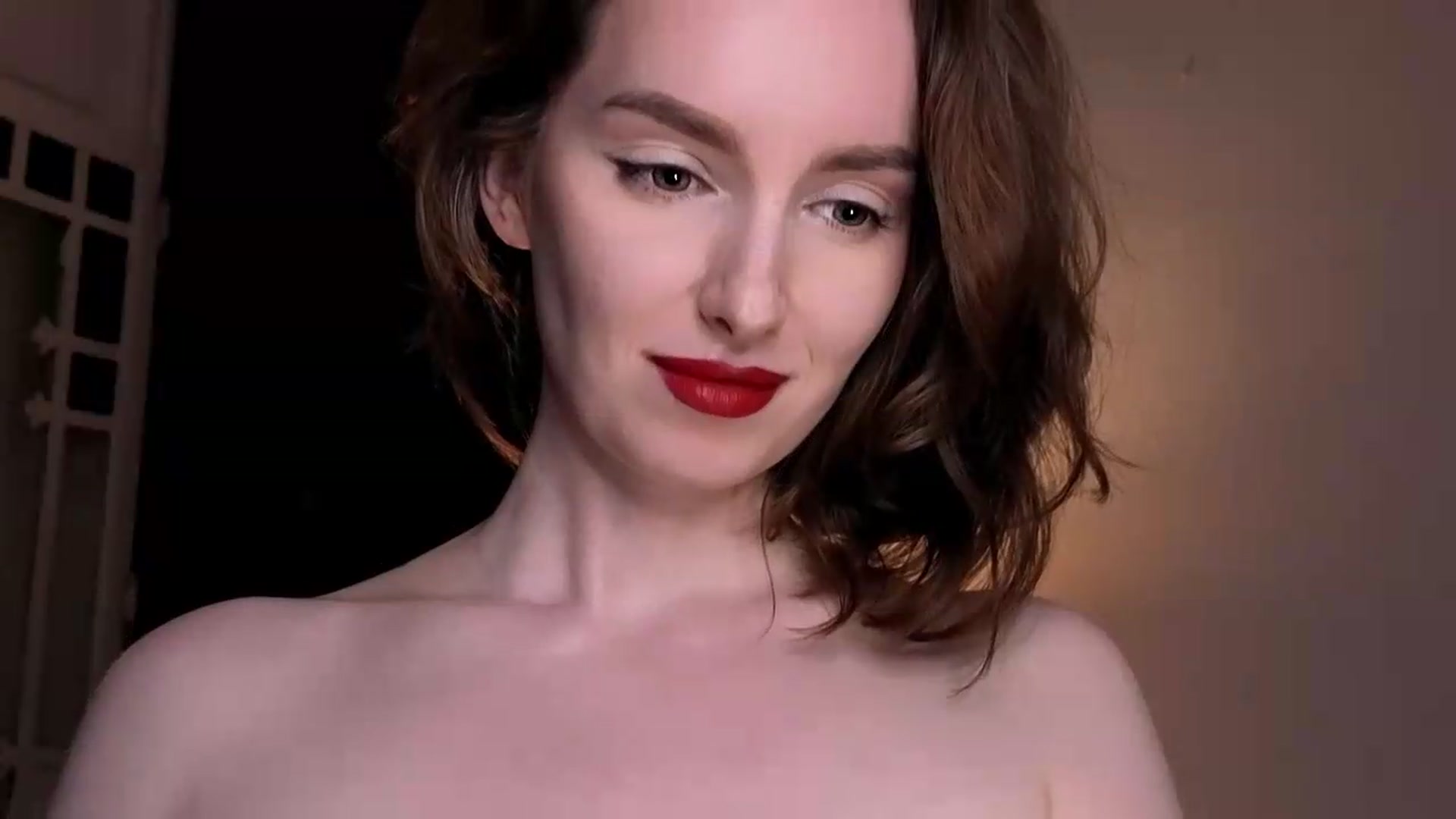 Gallery image thumbnail from Red_Lips_Girl's myfreecams stream on, 07/01/2026, 02:02 image 18 of 20