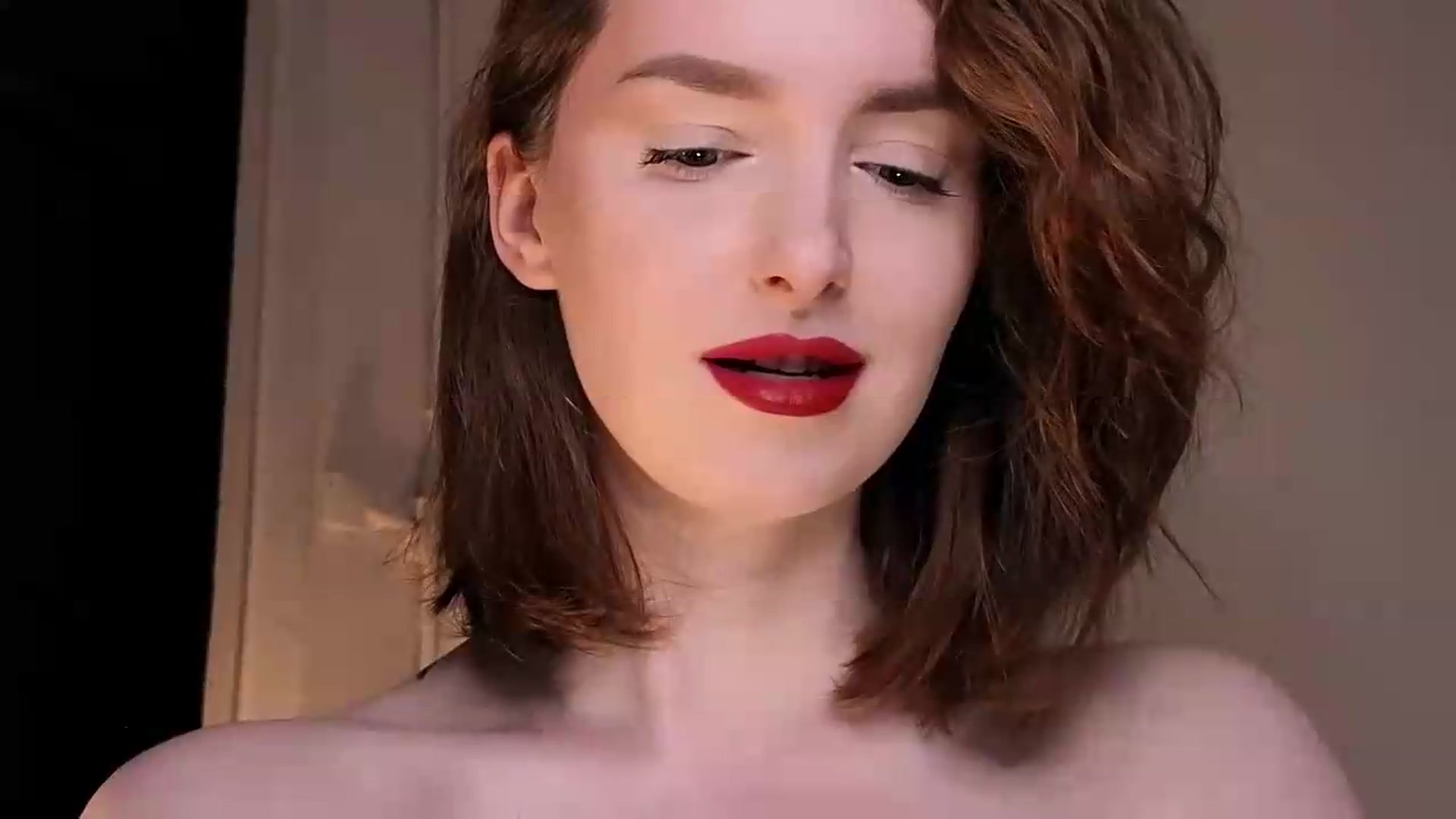 Gallery image thumbnail from Red_Lips_Girl's myfreecams stream on, 07/09/2026, 04:56 image 18 of 20