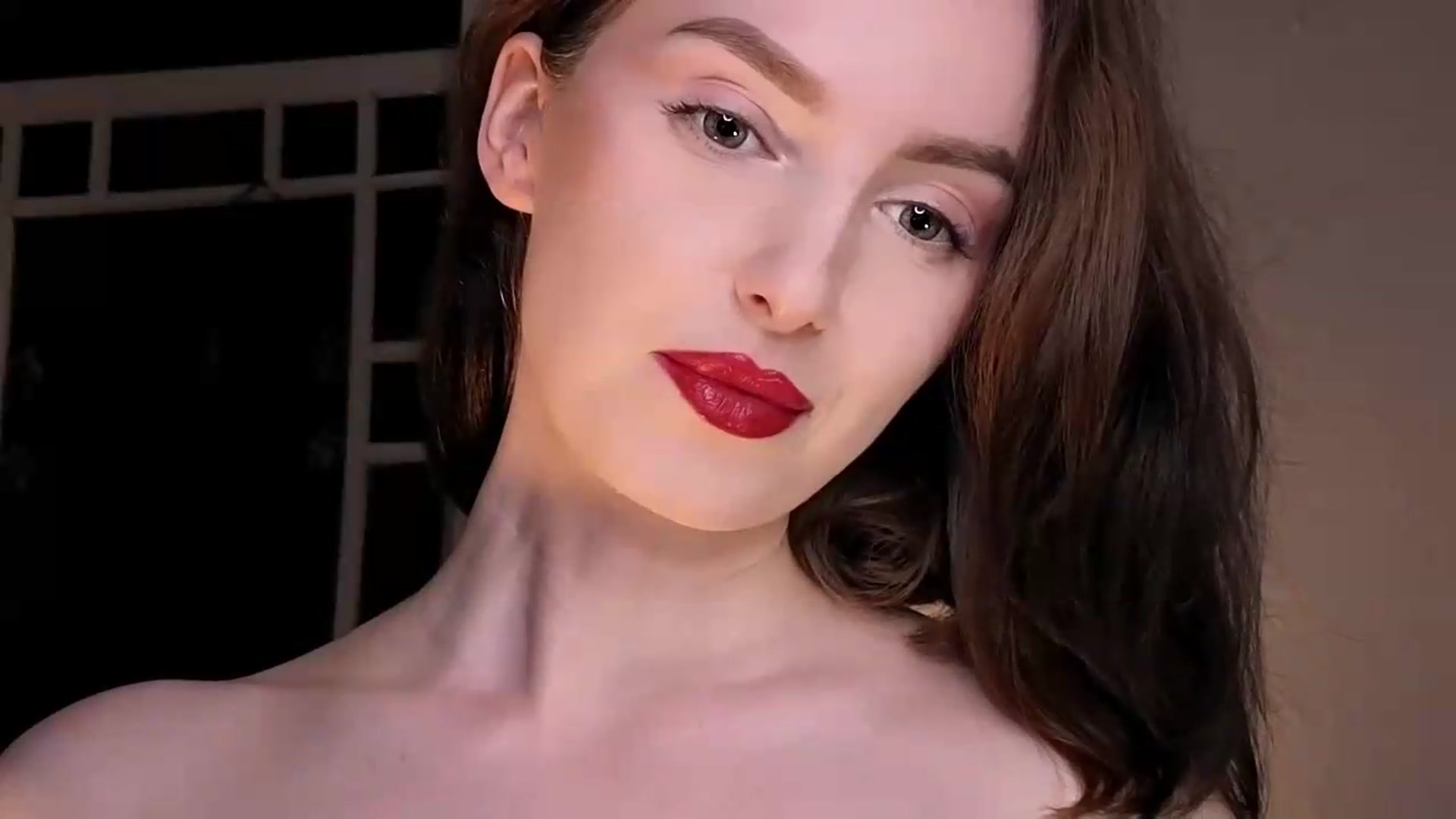 Gallery image thumbnail from Red_Lips_Girl's myfreecams stream on, 07/19/2026, 22:55 image 14 of 20