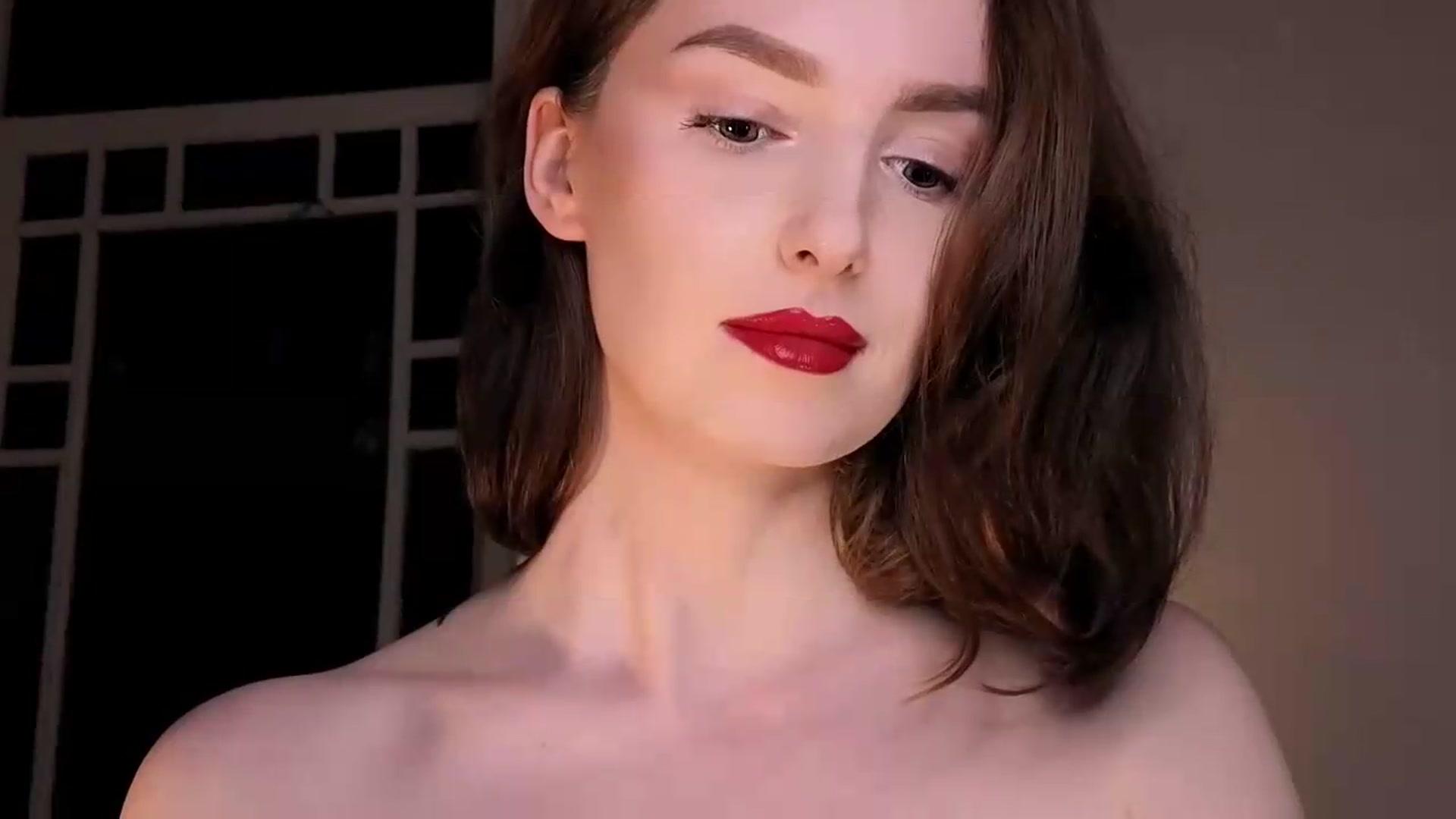 Gallery image thumbnail from Red_Lips_Girl's myfreecams stream on, 07/19/2026, 22:55 image 19 of 20