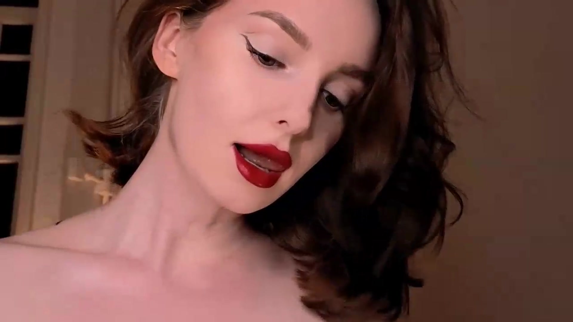 Gallery image thumbnail from Red_Lips_Girl's myfreecams stream on, 08/26/2026, 23:01 image 20 of 20