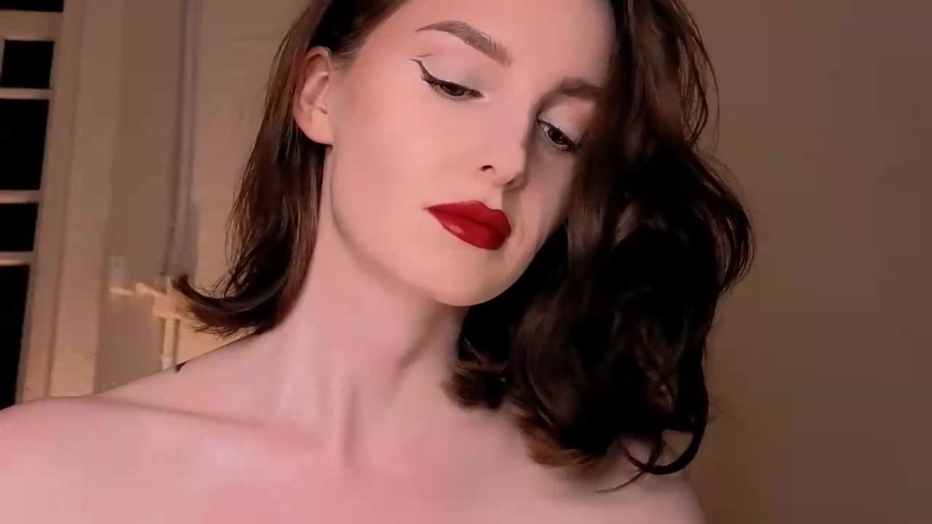 Gallery image thumbnail from Red_Lips_Girl's myfreecams stream on, 08/26/2026, 23:22 image 2 of 20