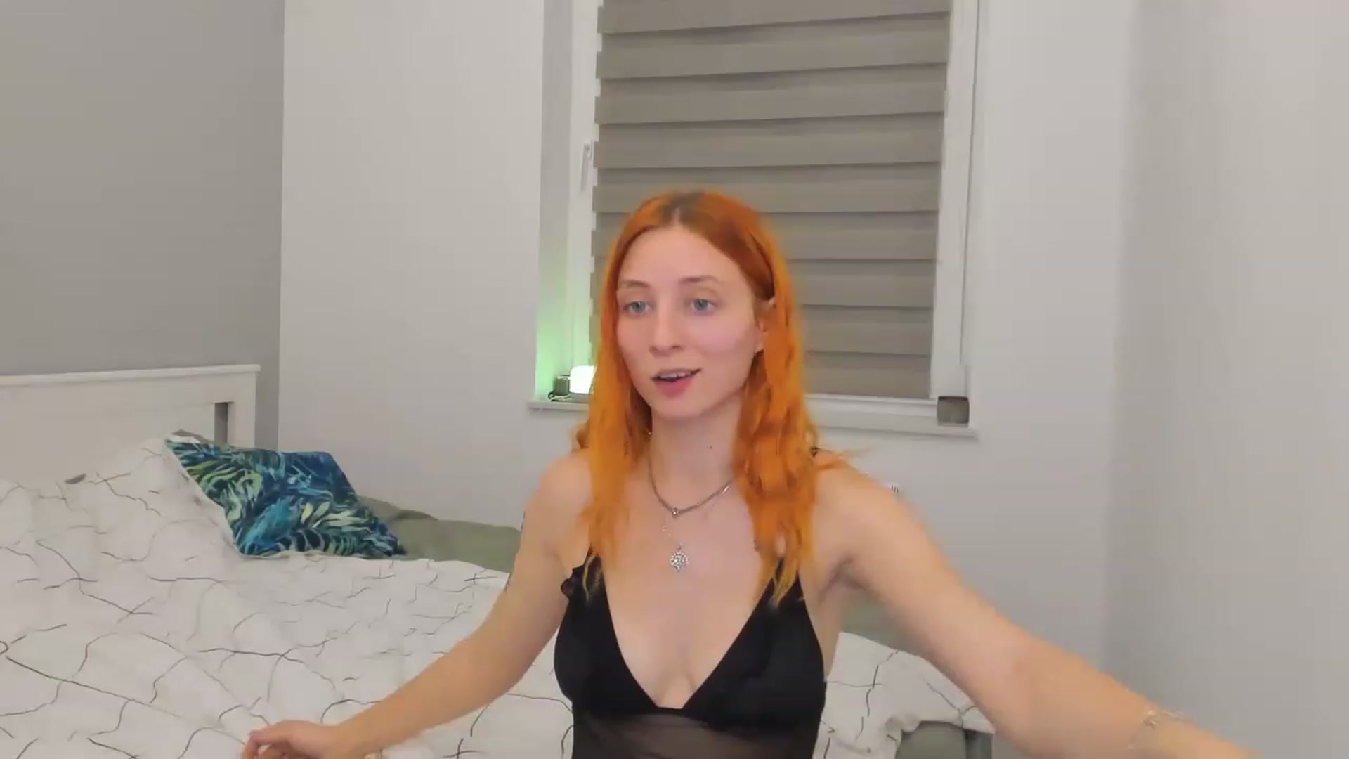 Gallery image thumbnail from Red_Succubus's myfreecams stream on, 02/10/2023, 20:39 image 15 of 20