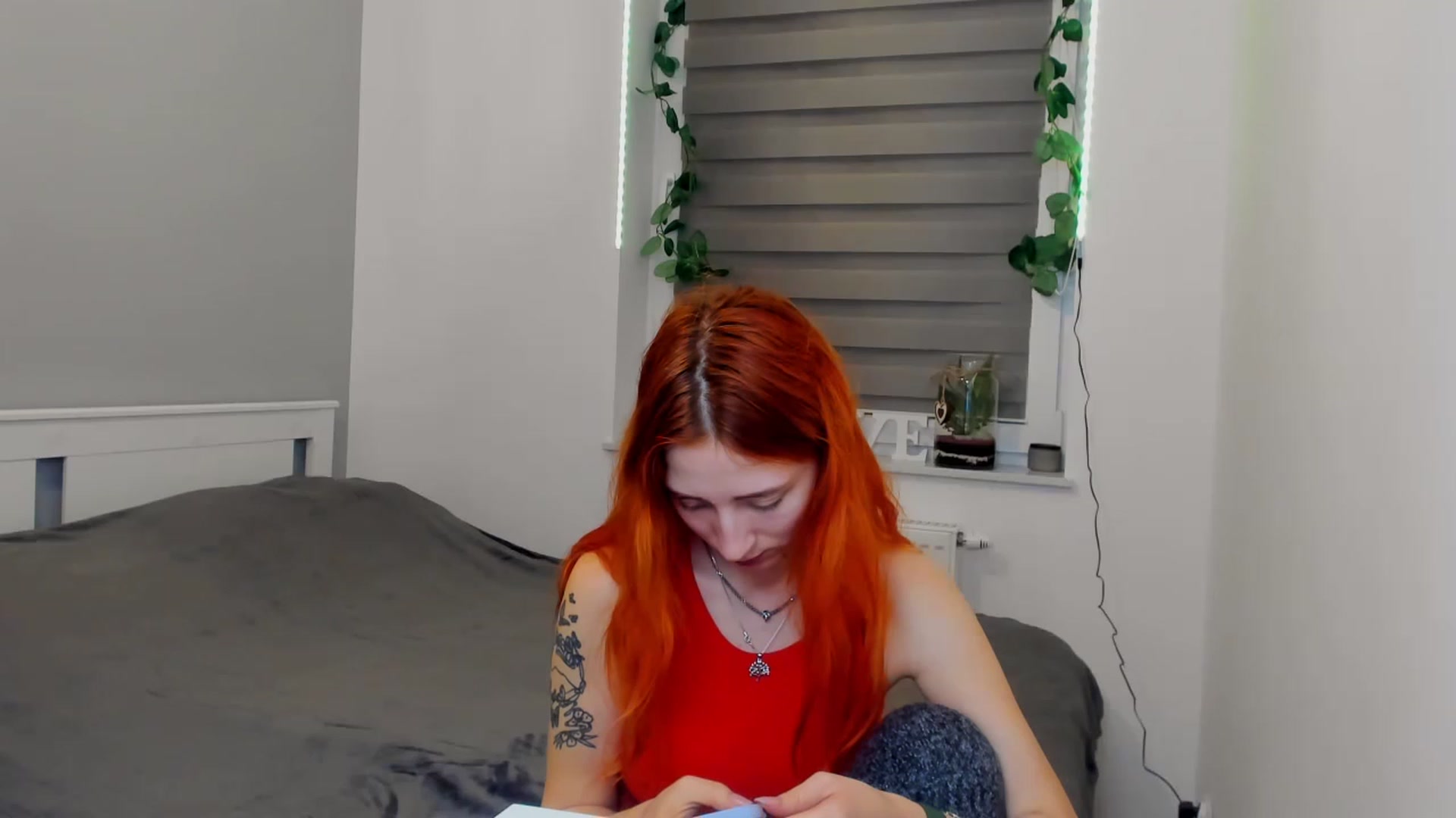 Gallery image thumbnail from Red_Succubus's myfreecams stream on, 03/23/2023, 20:52 image 10 of 20