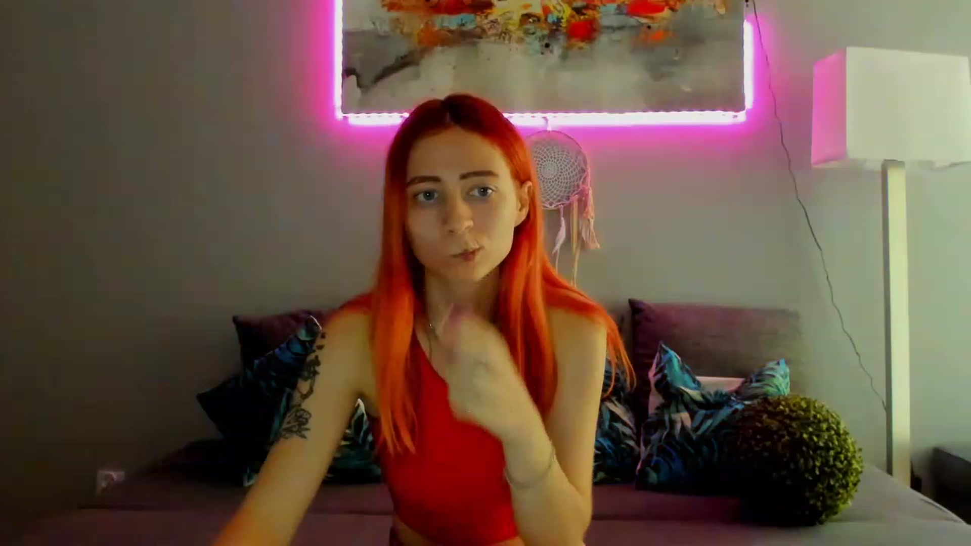 Gallery image thumbnail from Red_Succubus's myfreecams stream on, 03/26/2023, 15:22 image 15 of 20