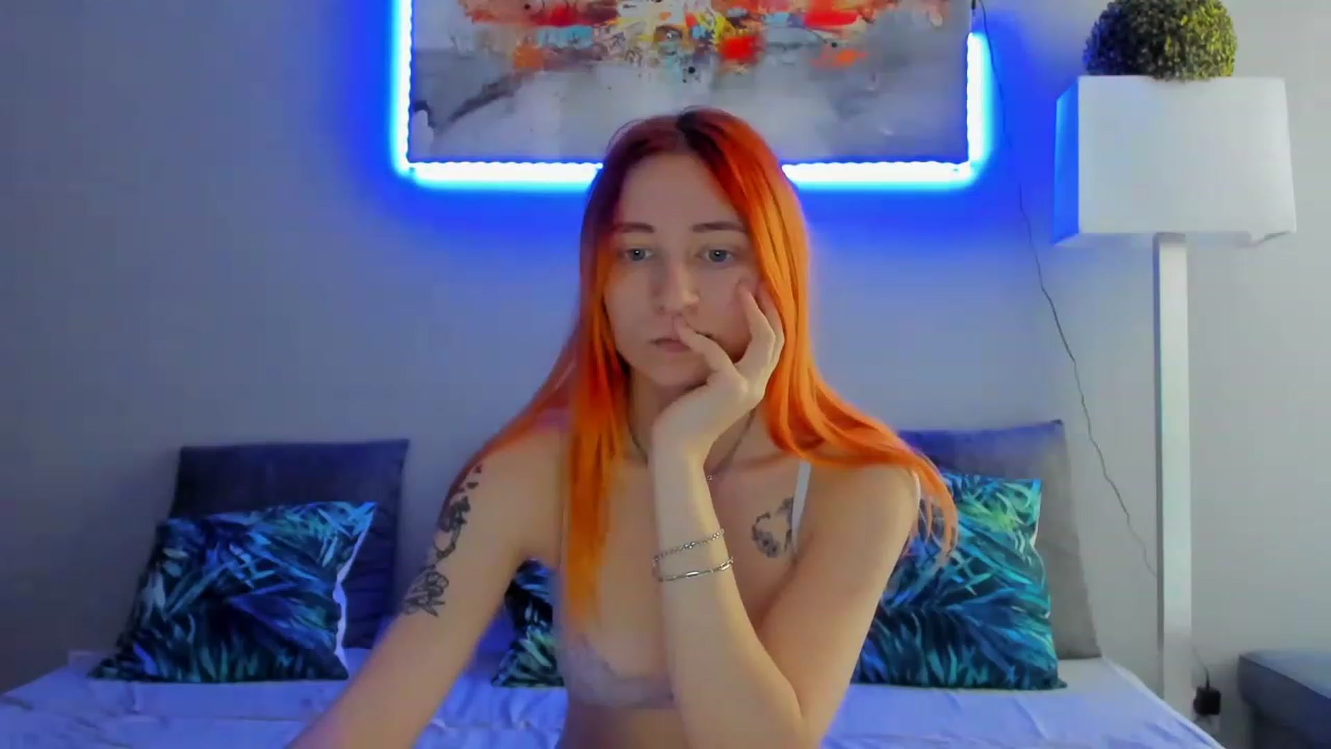 Gallery image thumbnail from Red_Succubus's myfreecams stream on, 03/29/2023, 12:14 image 7 of 20