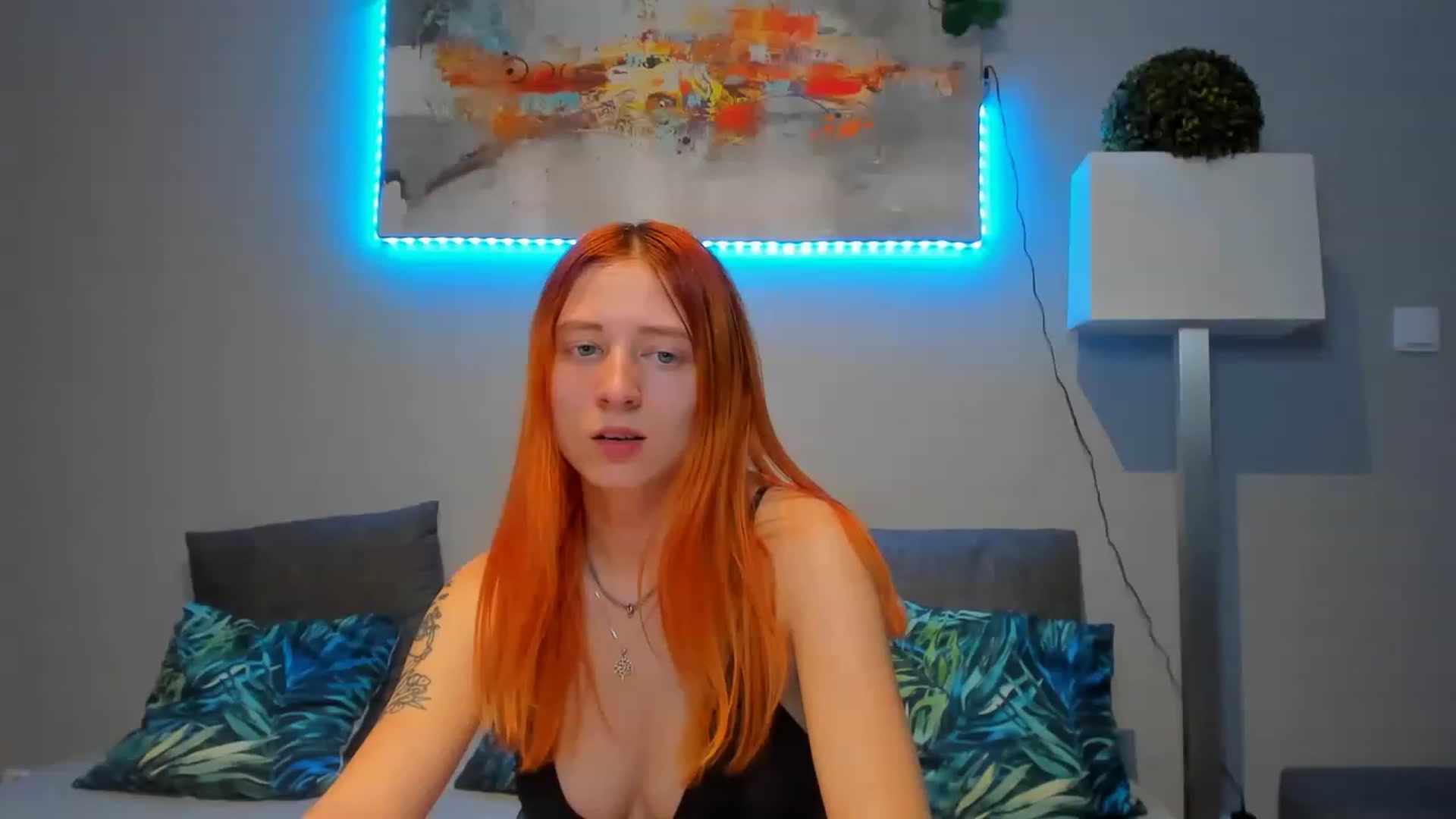 Gallery image thumbnail from Red_Succubus's myfreecams stream on, 03/30/2023, 22:15 image 5 of 20