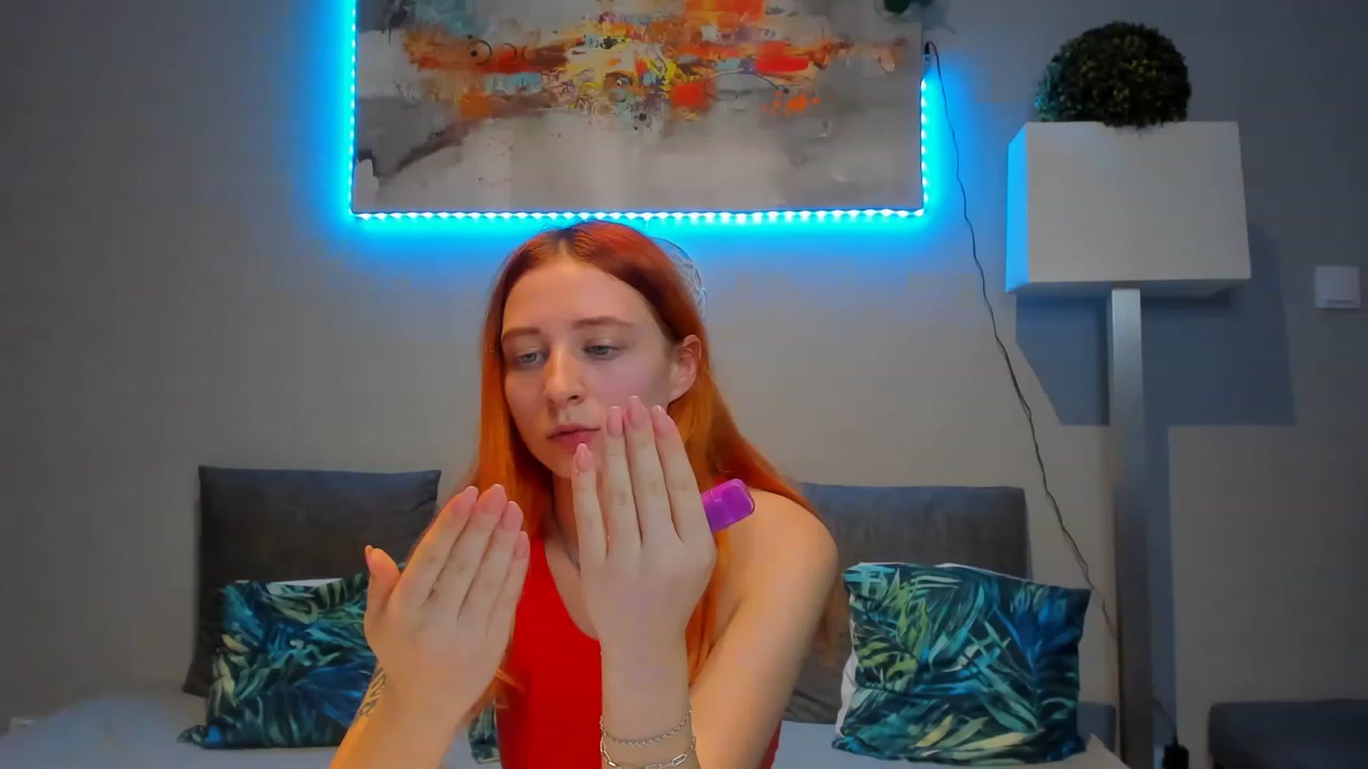 Gallery image thumbnail from Red_Succubus's myfreecams stream on, 04/01/2023, 21:36 image 3 of 20