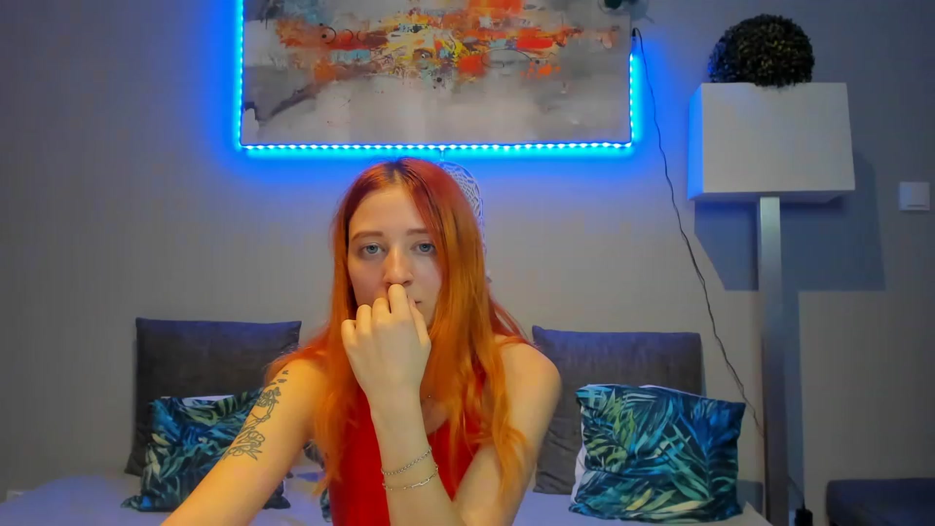 Gallery image thumbnail from Red_Succubus's myfreecams stream on, 04/01/2023, 21:36 image 13 of 20