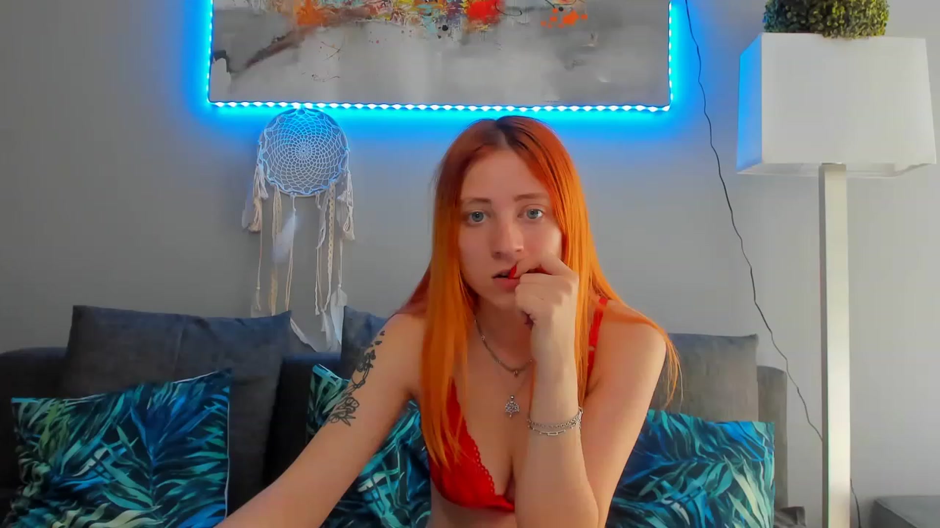 Gallery image thumbnail from Red_Succubus's myfreecams stream on, 04/10/2023, 14:13 image 8 of 20