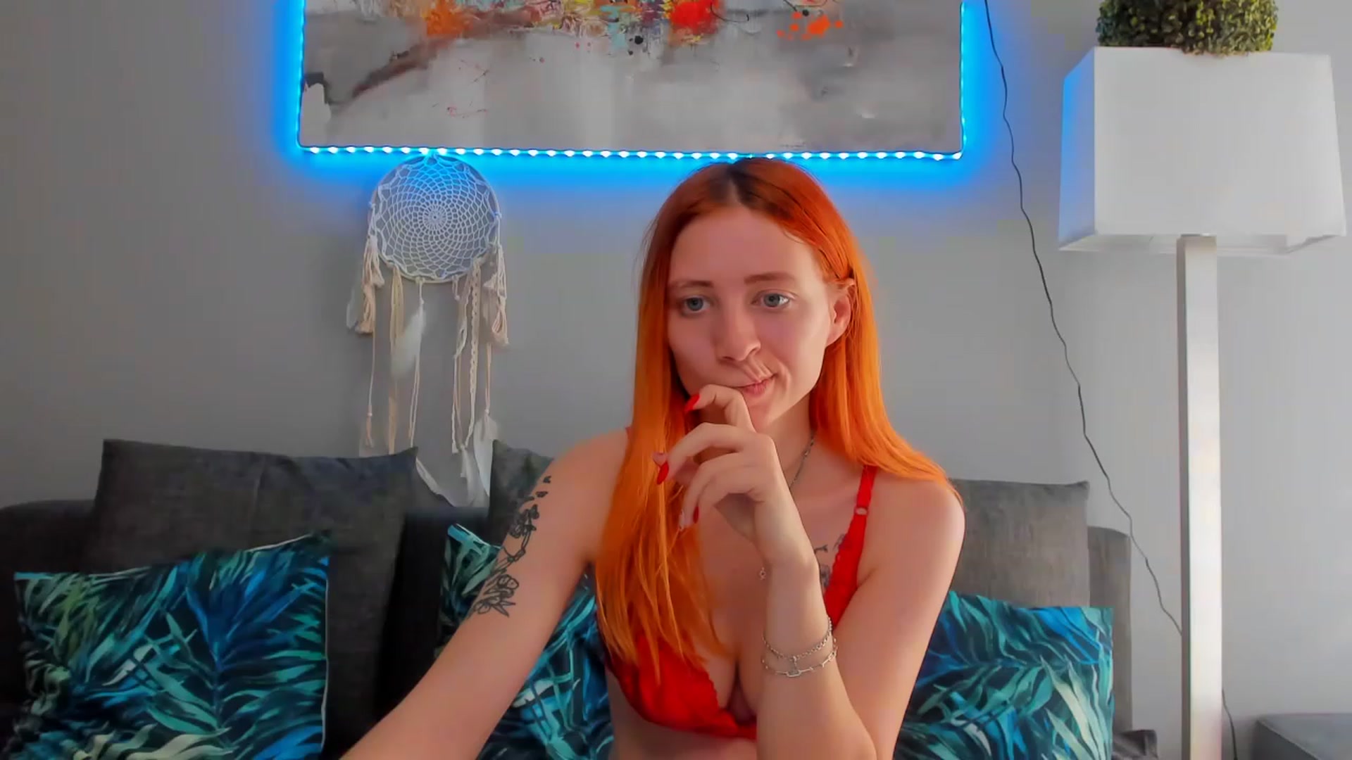 Gallery image thumbnail from Red_Succubus's myfreecams stream on, 04/10/2023, 14:13 image 18 of 20