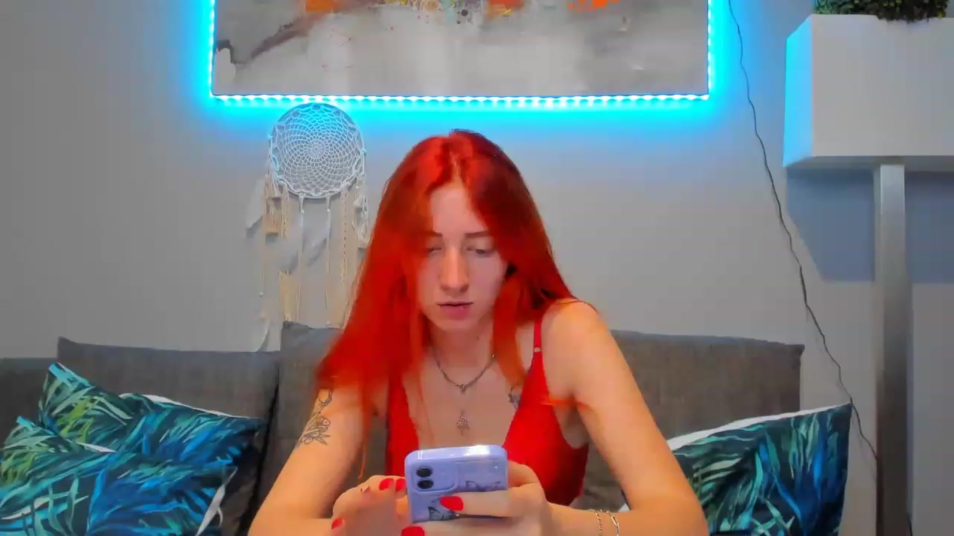 Gallery image thumbnail from Red_Succubus's myfreecams stream on, 04/17/2023, 22:02 image 16 of 20