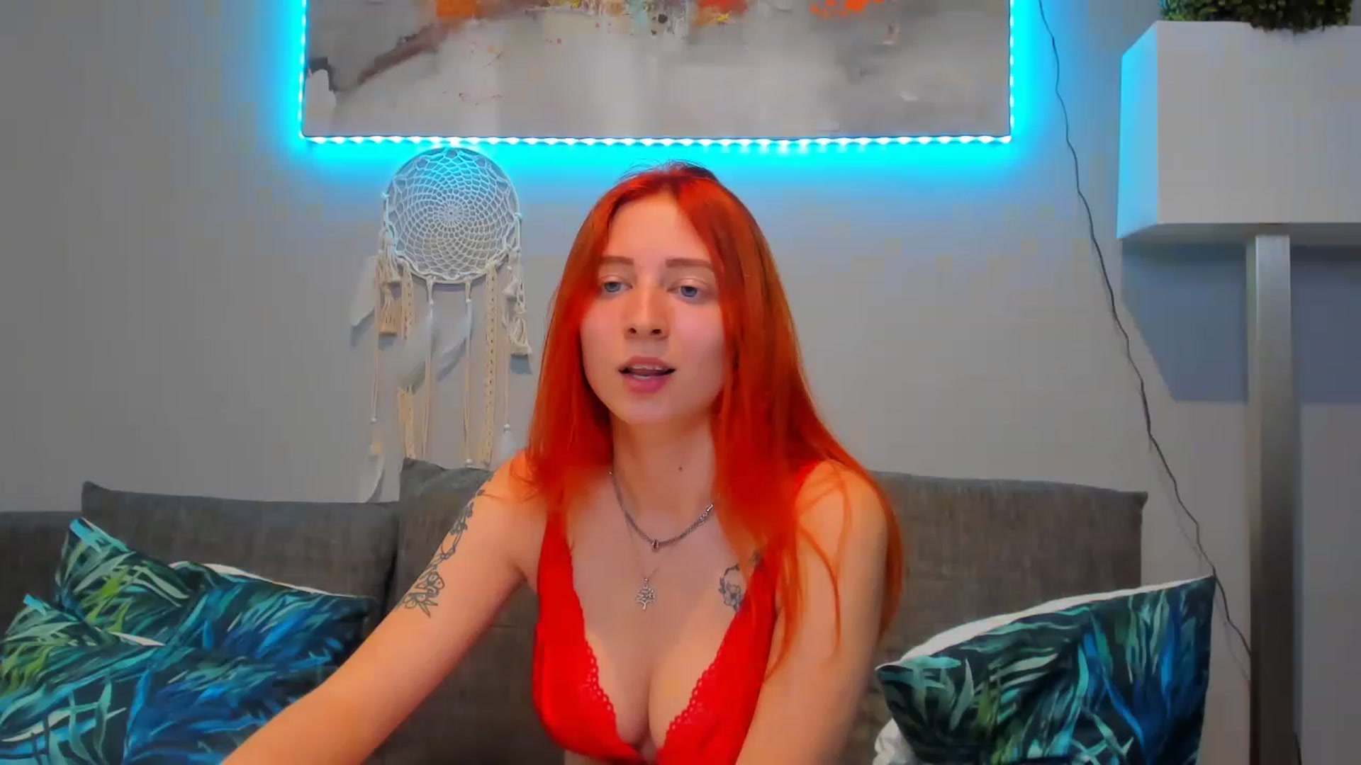 Gallery image thumbnail from Red_Succubus's myfreecams stream on, 04/17/2023, 22:02 image 15 of 20
