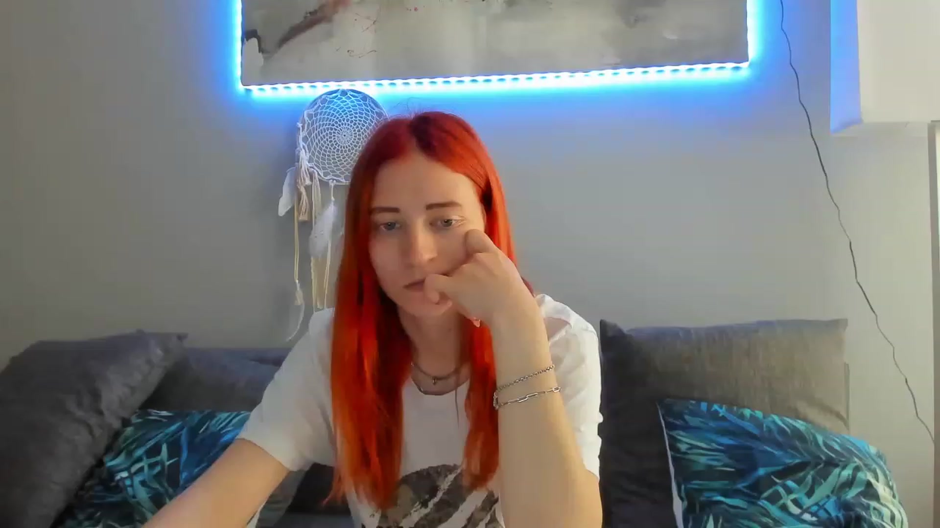 Gallery image thumbnail from Red_Succubus's myfreecams stream on, 04/18/2023, 13:04 image 11 of 20