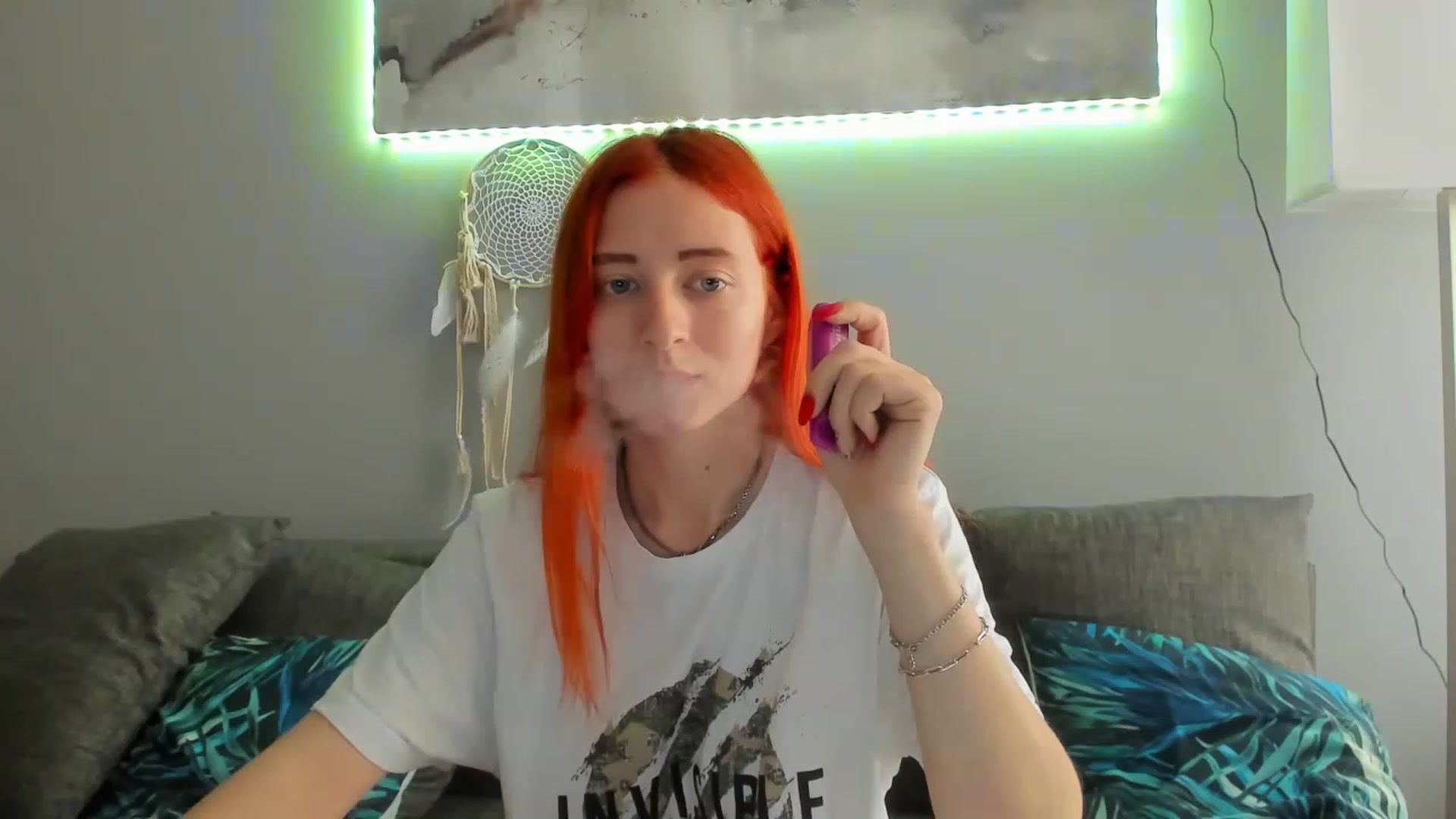 Gallery image thumbnail from Red_Succubus's myfreecams stream on, 04/18/2023, 13:04 image 14 of 20