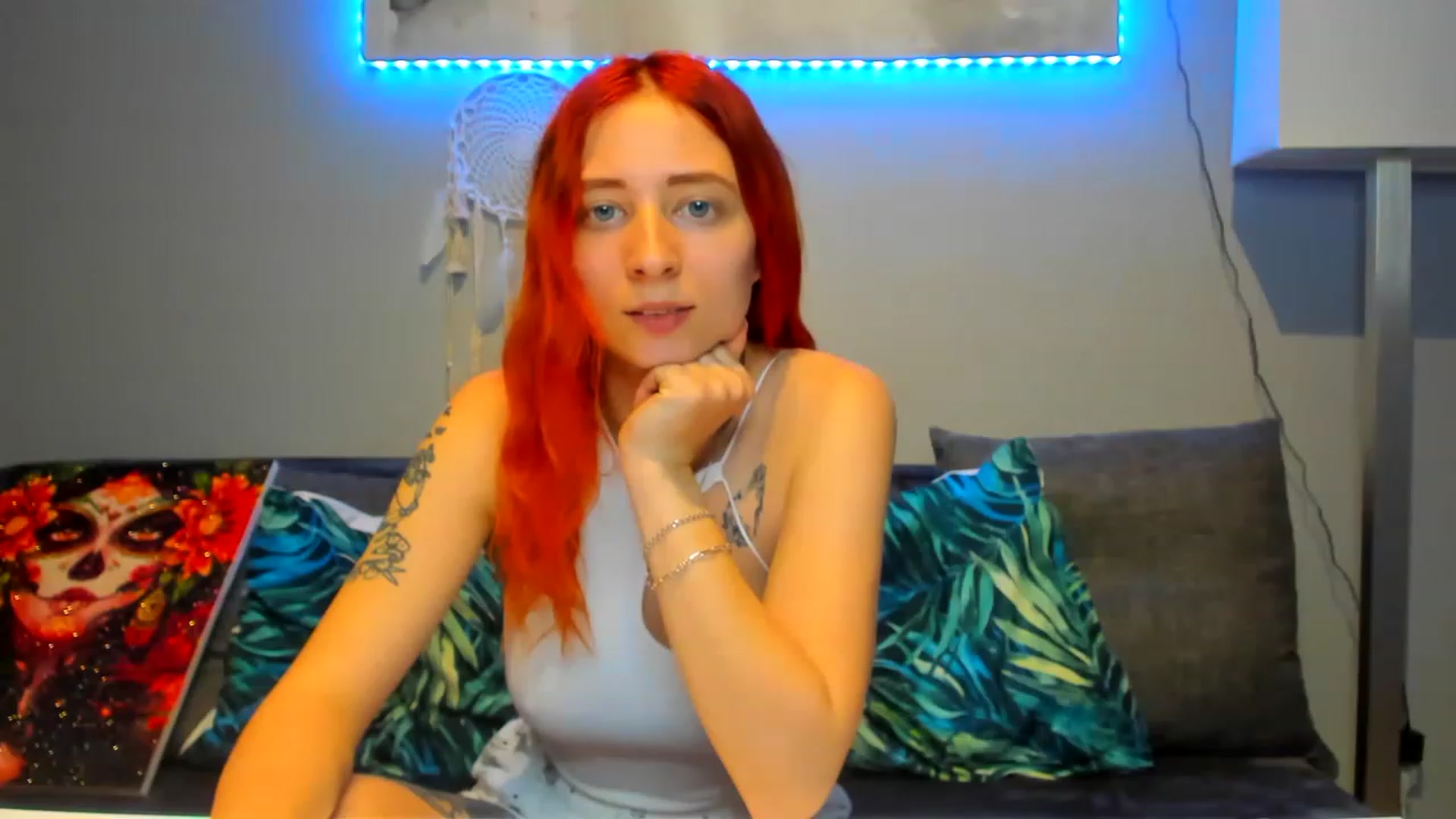 Gallery image thumbnail from Red_Succubus's myfreecams stream on, 04/22/2023, 21:39 image 3 of 20