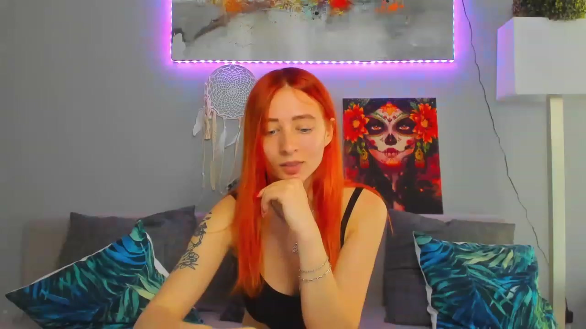 Gallery image thumbnail from Red_Succubus's myfreecams stream on, 04/26/2023, 16:38 image 9 of 20