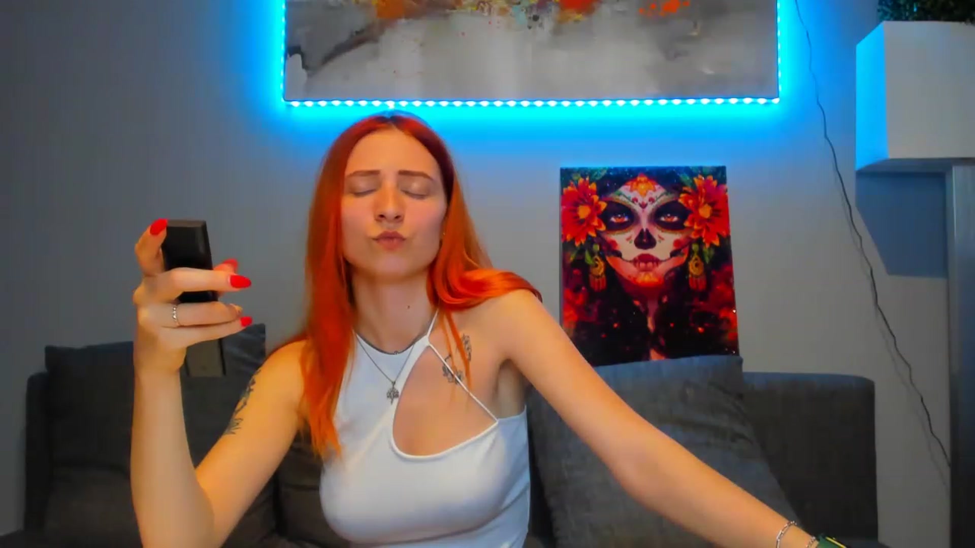 Gallery image thumbnail from Red_Succubus's myfreecams stream on, 05/04/2023, 21:53 image 19 of 20