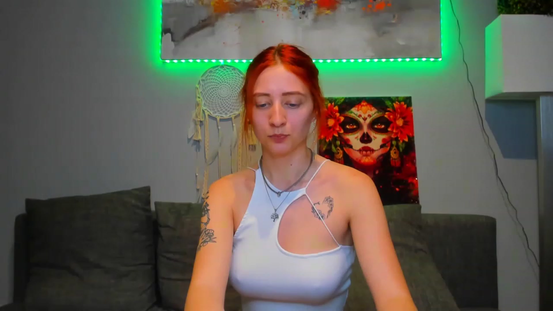 Gallery image thumbnail from Red_Succubus's myfreecams stream on, 05/04/2023, 21:53 image 2 of 20