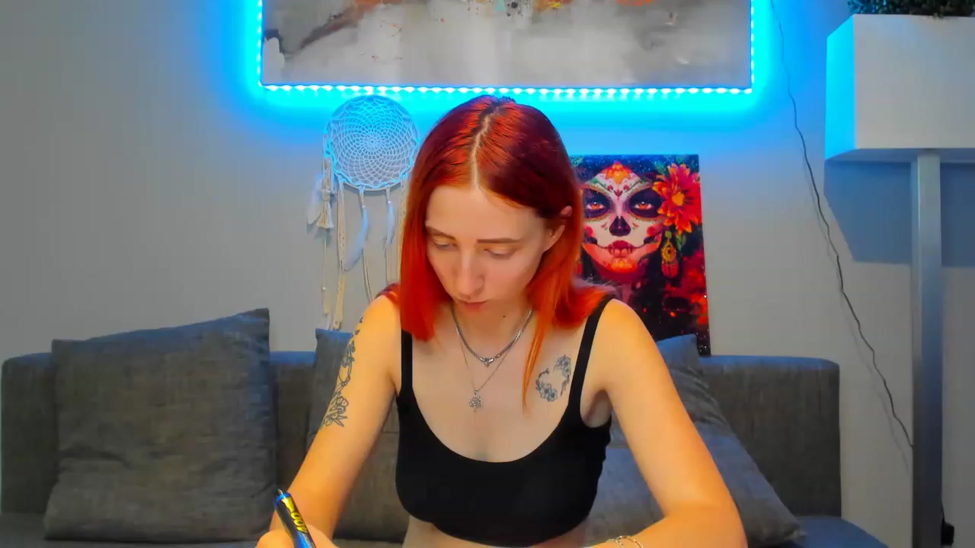 Gallery image thumbnail from Red_Succubus's myfreecams stream on, 05/06/2023, 21:32 image 13 of 20