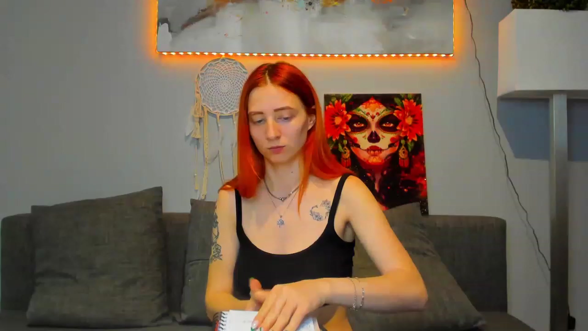 Gallery image thumbnail from Red_Succubus's myfreecams stream on, 05/06/2023, 21:32 image 14 of 20