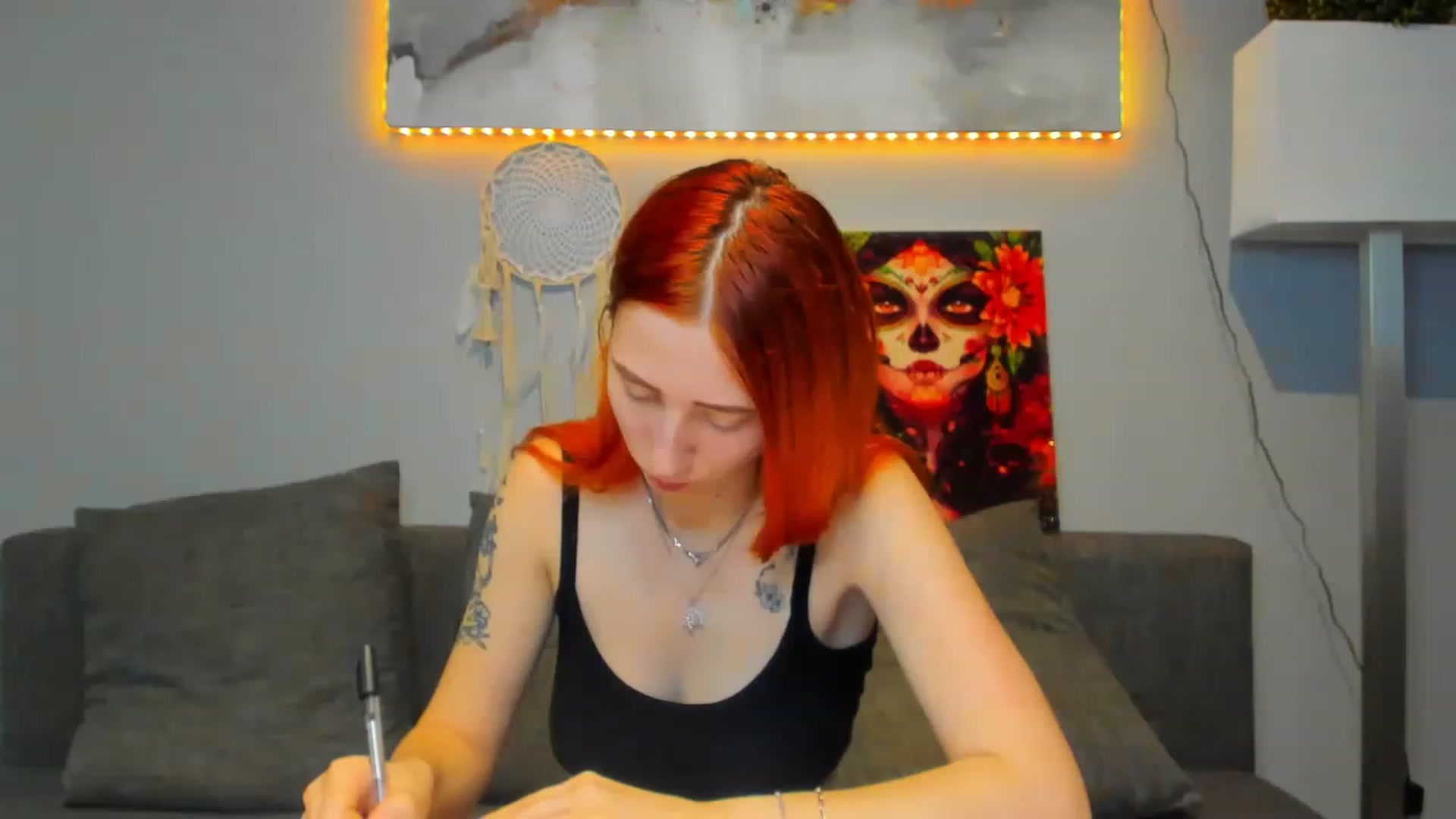 Gallery image thumbnail from Red_Succubus's myfreecams stream on, 05/06/2023, 21:32 image 8 of 20