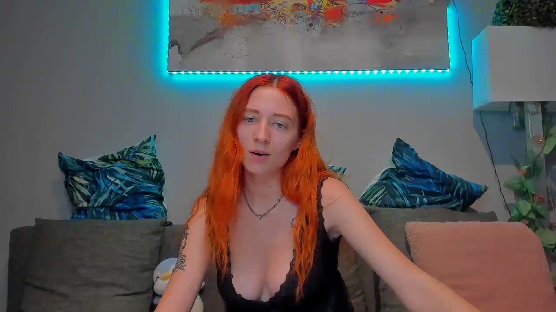 Gallery image thumbnail from Red_Succubus's myfreecams stream on, 08/07/2023, 19:48 image 13 of 20