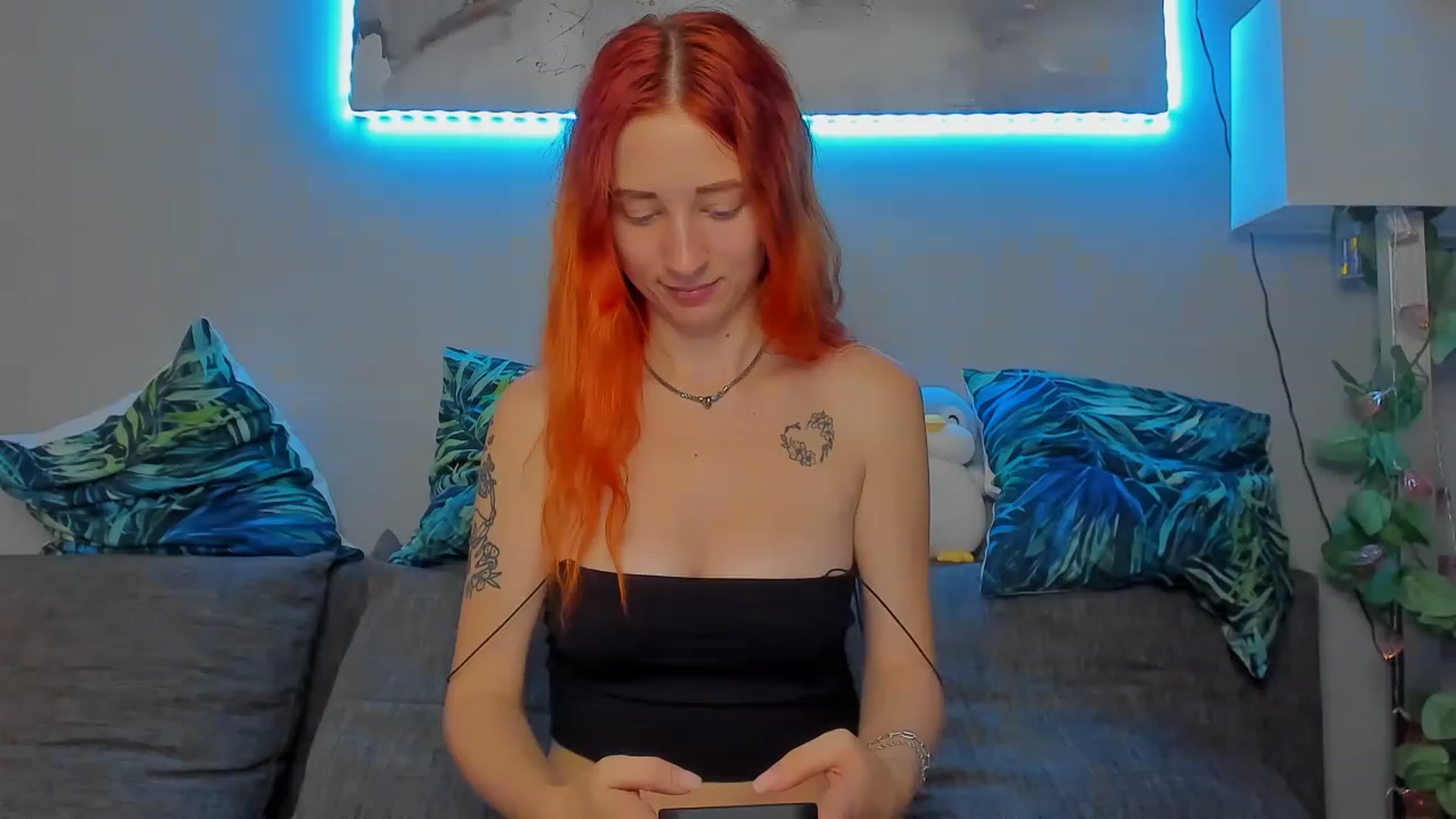 Gallery image thumbnail from Red_Succubus's myfreecams stream on, 08/08/2023, 20:48 image 2 of 20