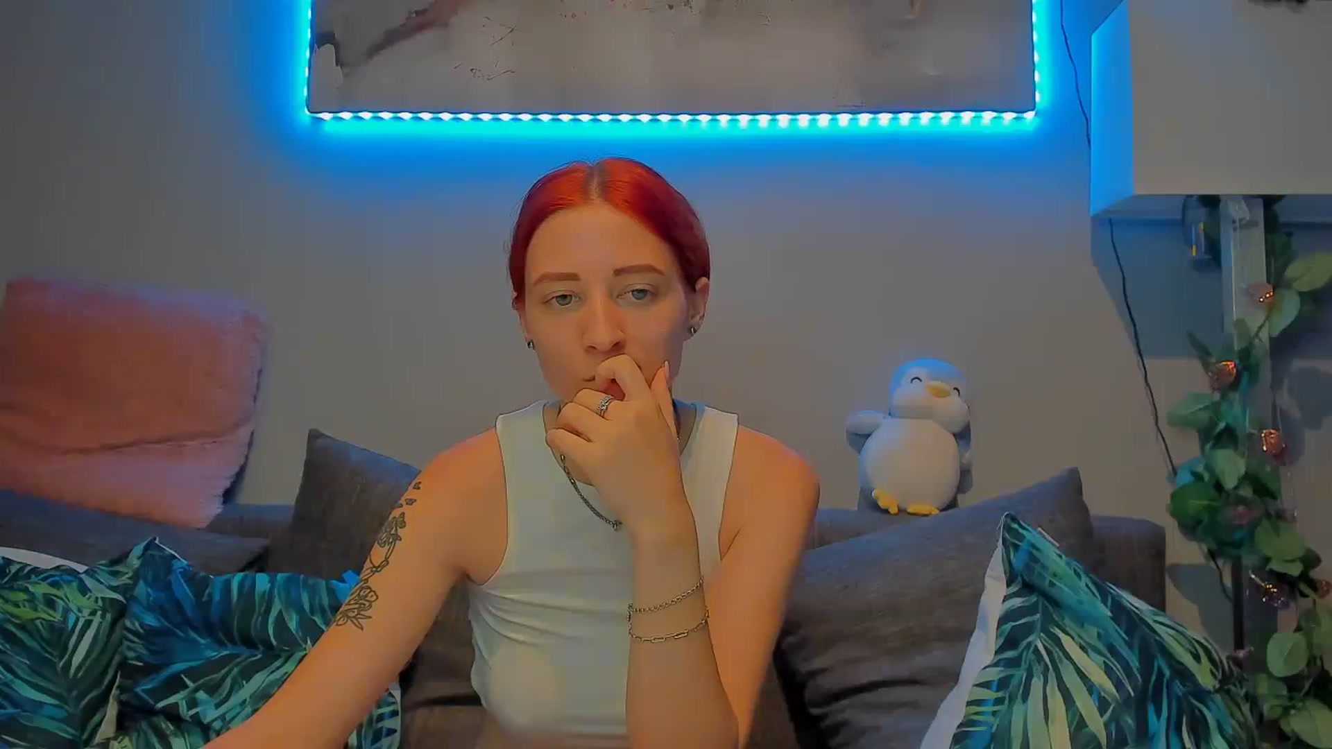 Gallery image thumbnail from Red_Succubus's myfreecams stream on, 08/10/2023, 19:51 image 20 of 20
