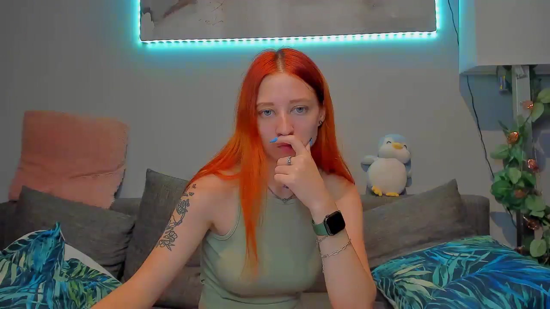 Gallery image thumbnail from Red_Succubus's myfreecams stream on, 08/12/2023, 20:49 image 15 of 20