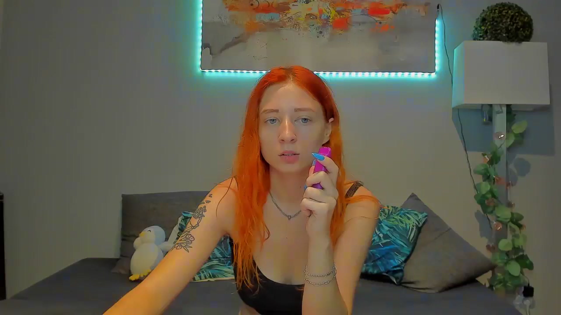 Gallery image thumbnail from Red_Succubus's myfreecams stream on, 08/17/2023, 20:56 image 6 of 20