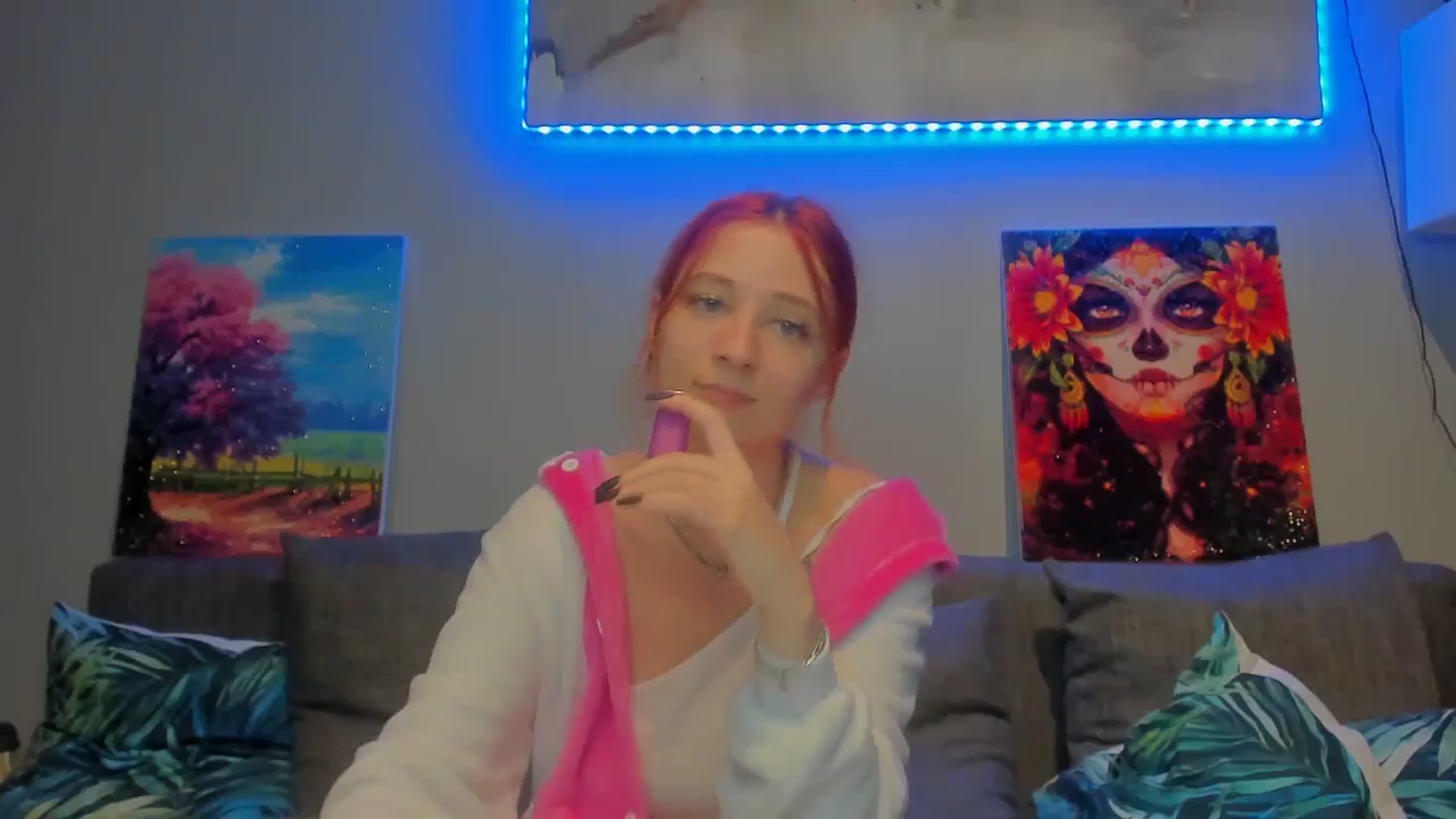 Gallery image thumbnail from Red_Succubus's myfreecams stream on, 10/27/2023, 21:28 image 4 of 20
