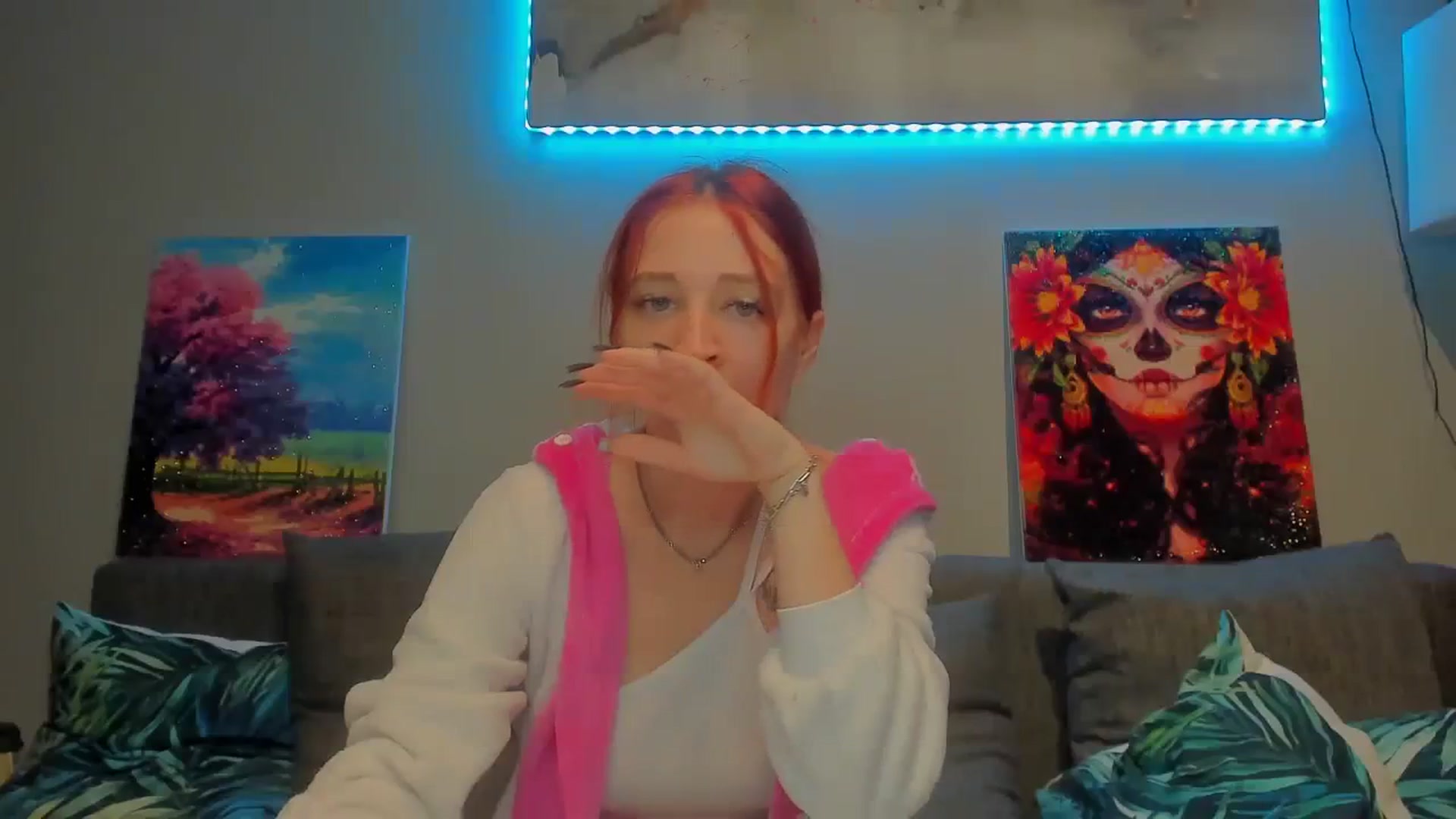 Gallery image thumbnail from Red_Succubus's myfreecams stream on, 10/27/2023, 21:28 image 5 of 20