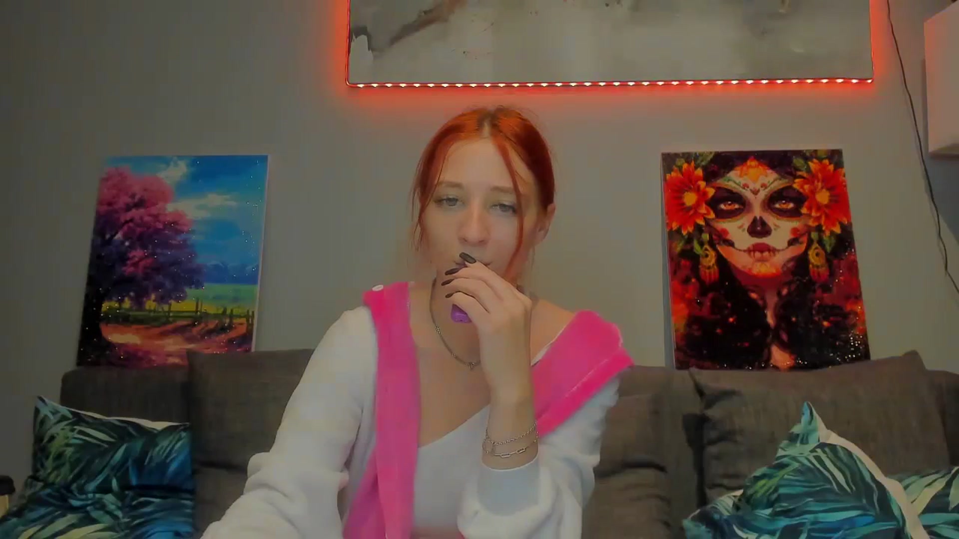Gallery image thumbnail from Red_Succubus's myfreecams stream on, 10/27/2023, 21:28 image 6 of 20