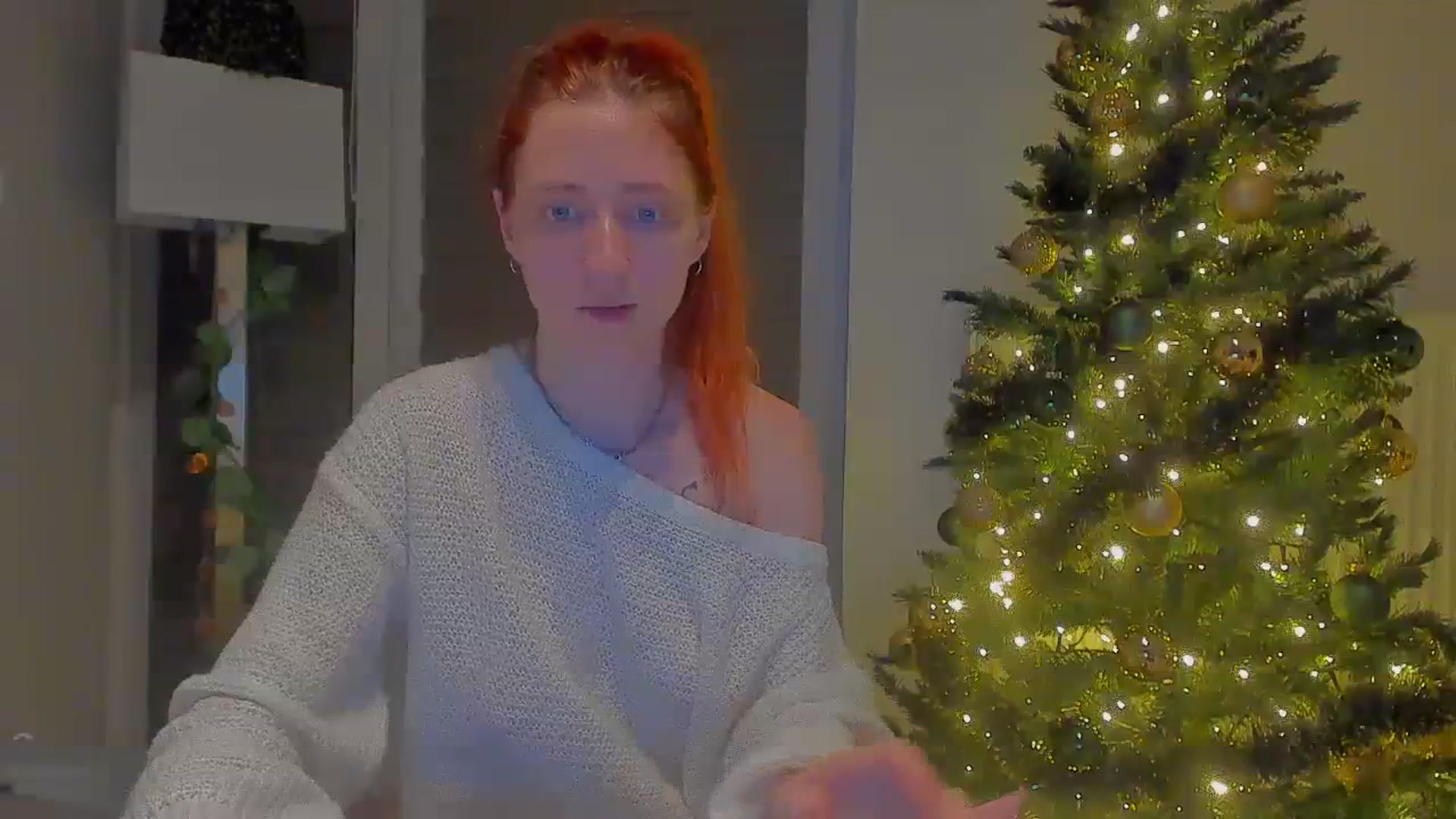 Gallery image thumbnail from Red_Succubus's myfreecams stream on, 12/01/2023, 22:17 image 12 of 20