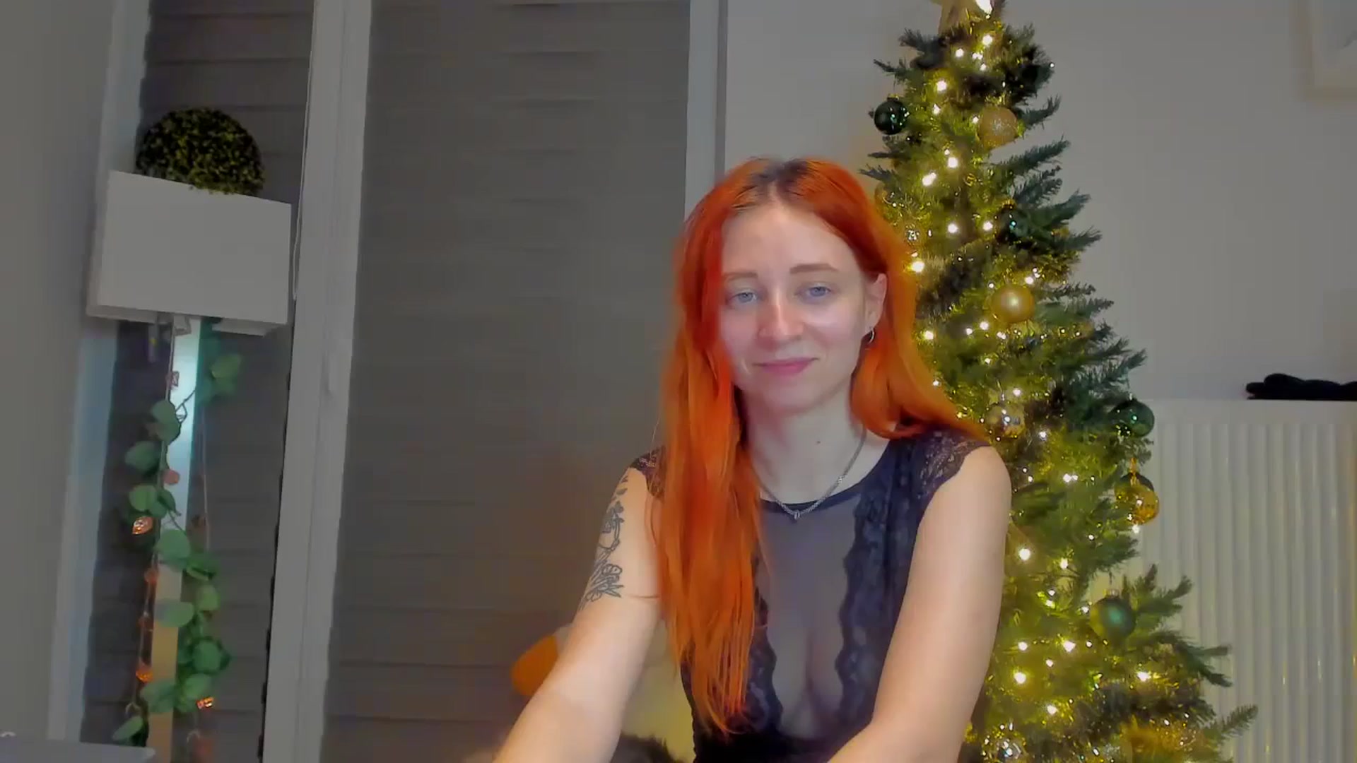Gallery image thumbnail from Red_Succubus's myfreecams stream on, 12/07/2023, 22:42 image 12 of 20