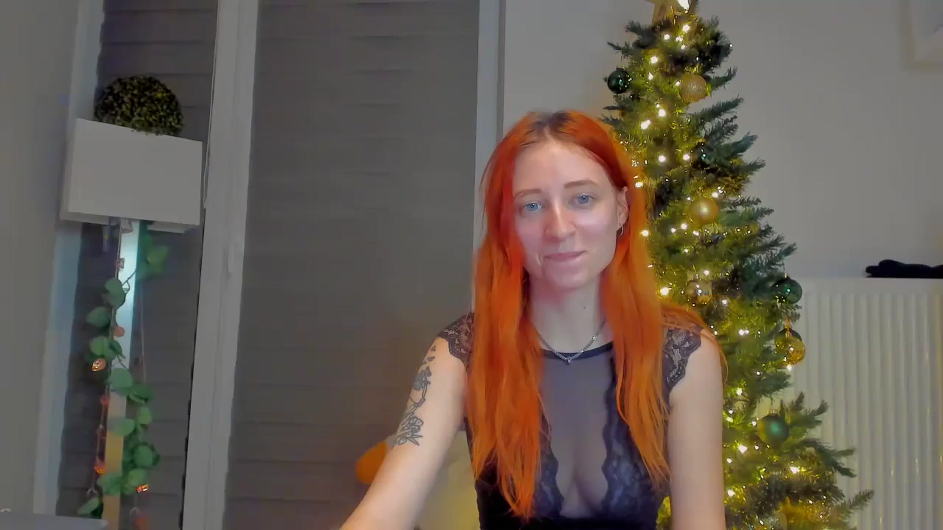 Gallery image thumbnail from Red_Succubus's myfreecams stream on, 12/07/2023, 22:42 image 17 of 20