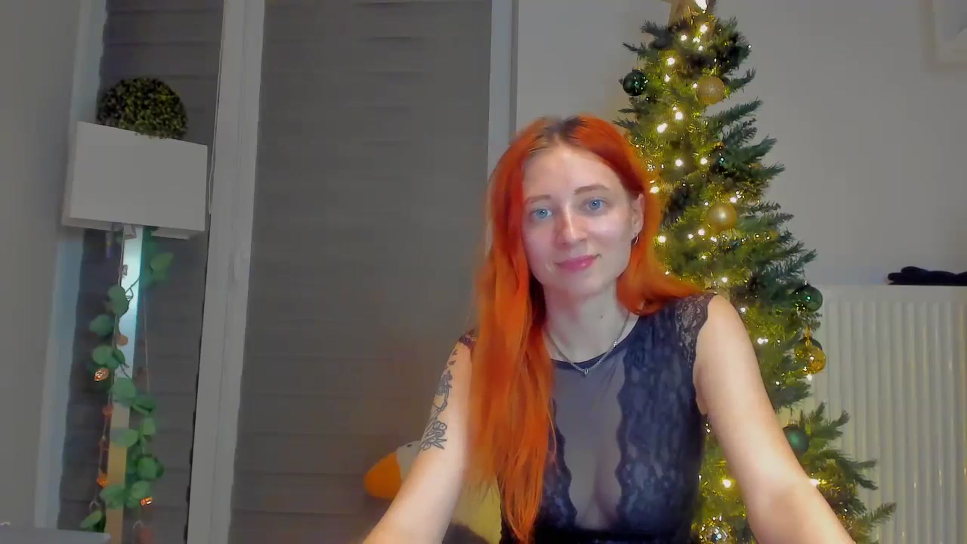 Gallery image thumbnail from Red_Succubus's myfreecams stream on, 12/07/2023, 22:42 image 13 of 20