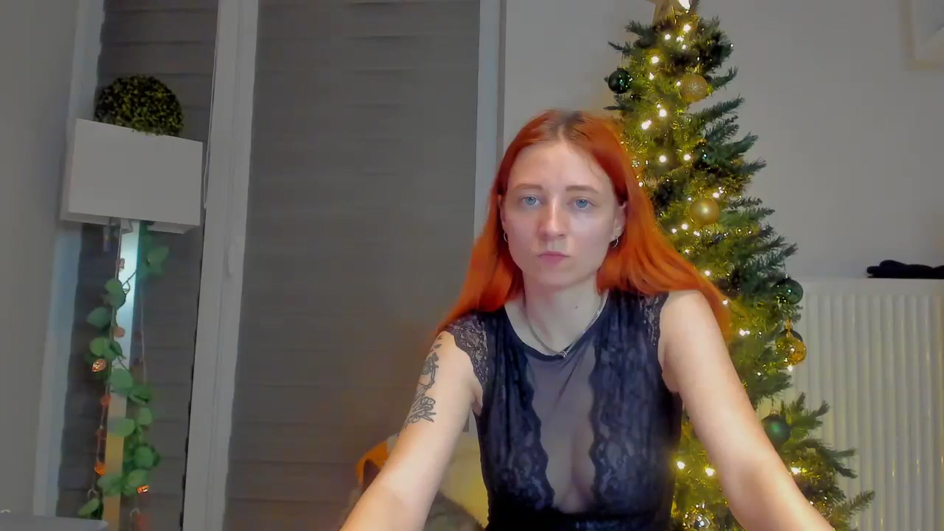 Gallery image thumbnail from Red_Succubus's myfreecams stream on, 12/07/2023, 22:42 image 10 of 20