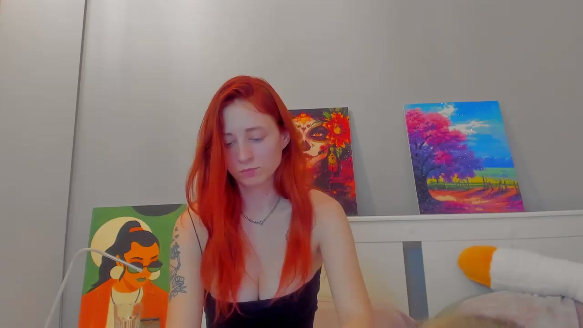 Gallery image thumbnail from Red_Succubus's myfreecams stream on, 12/14/2023, 22:20 image 17 of 20