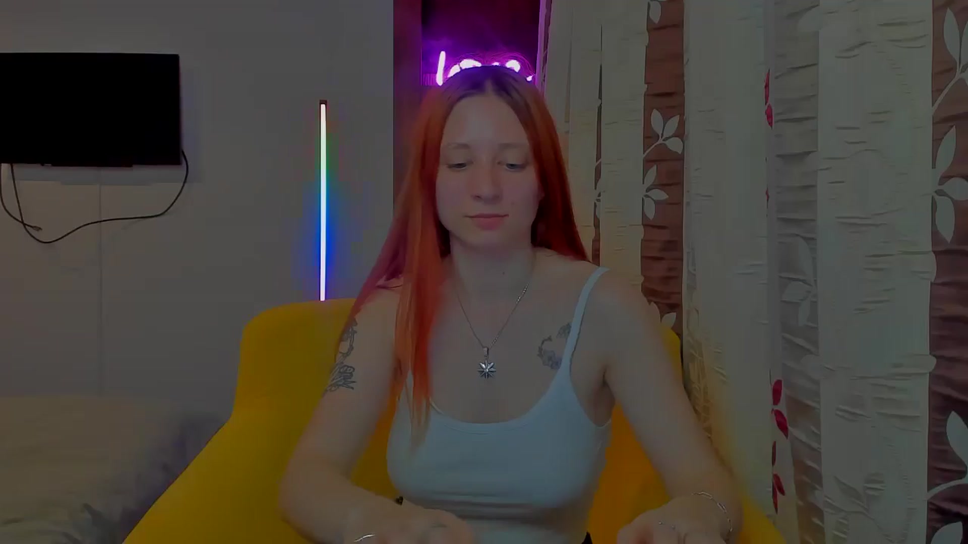 Gallery image thumbnail from Red_Succubus's myfreecams stream on, 04/19/2025, 21:27 image 13 of 20
