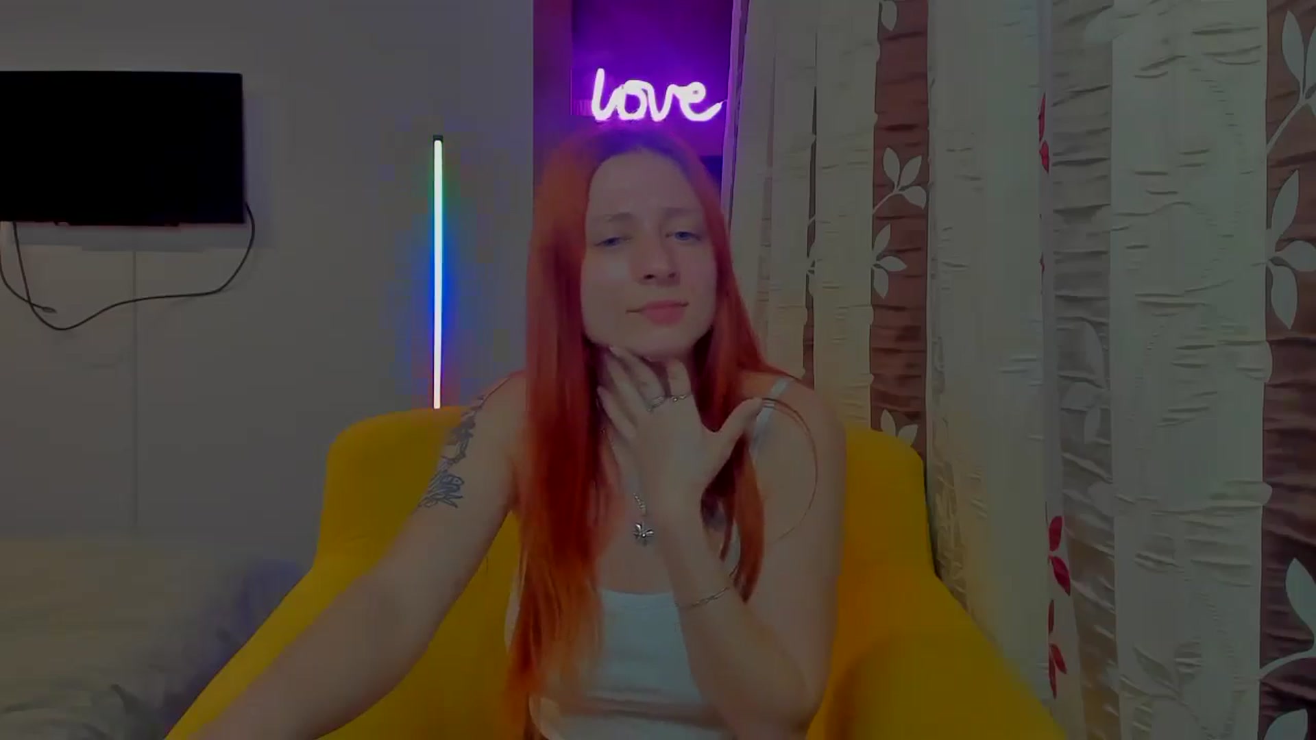 Gallery image thumbnail from Red_Succubus's myfreecams stream on, 04/19/2025, 21:27 image 20 of 20